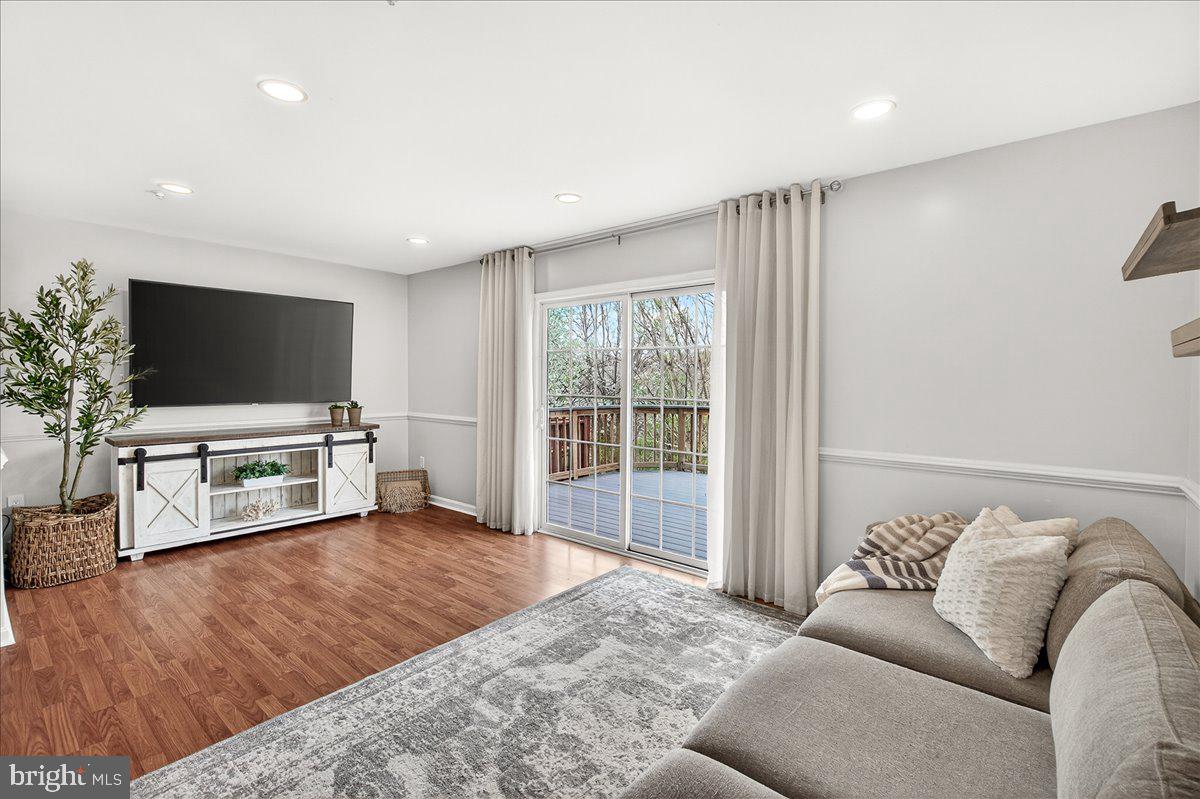 NEW MARKET WEST - Residential