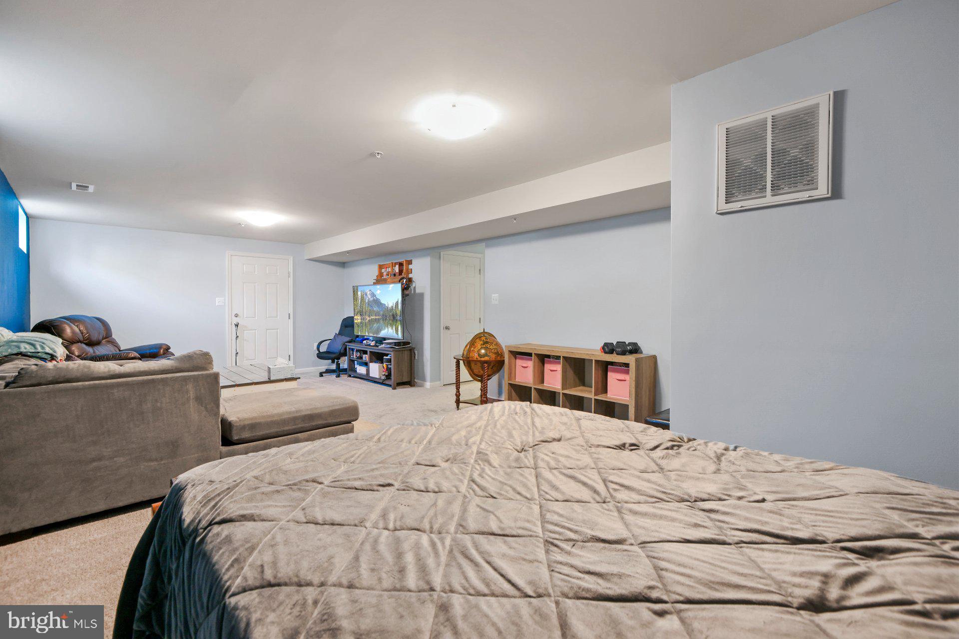 ELIZABETH HILLS PHASE 4 - Residential