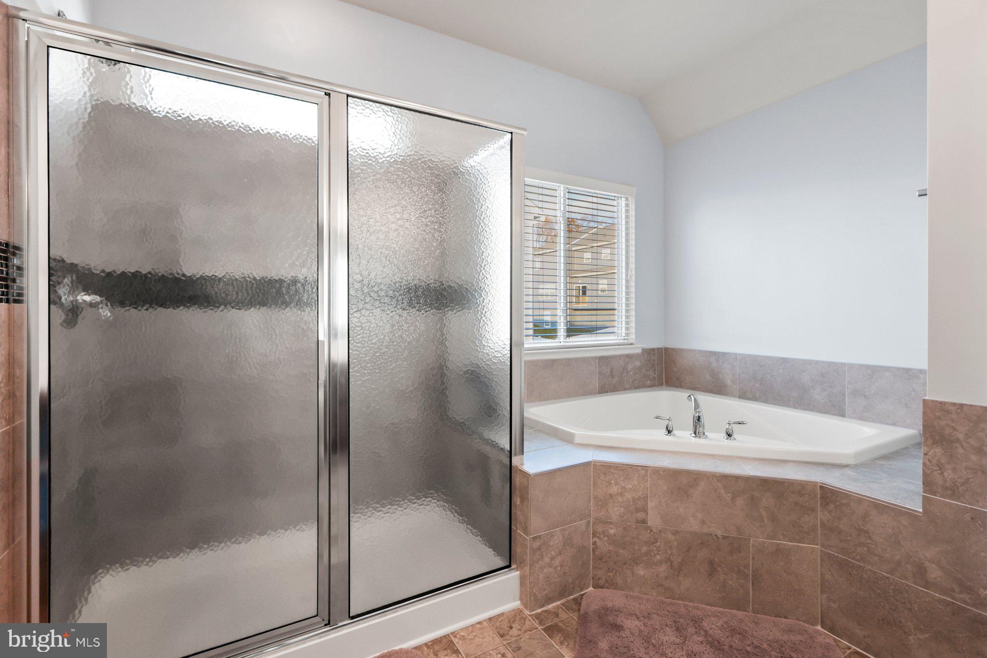 ELIZABETH HILLS PHASE 4 - Residential