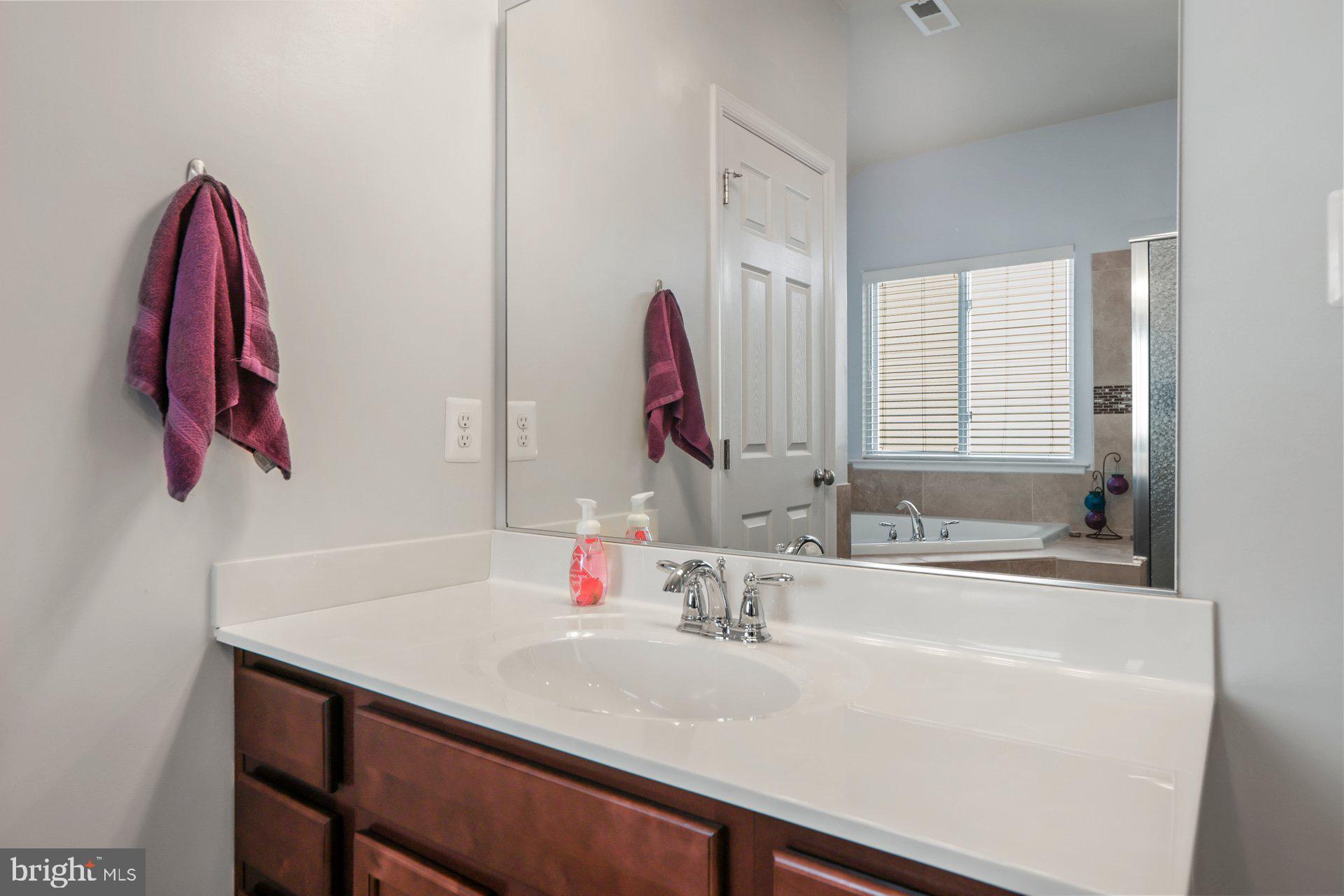 ELIZABETH HILLS PHASE 4 - Residential