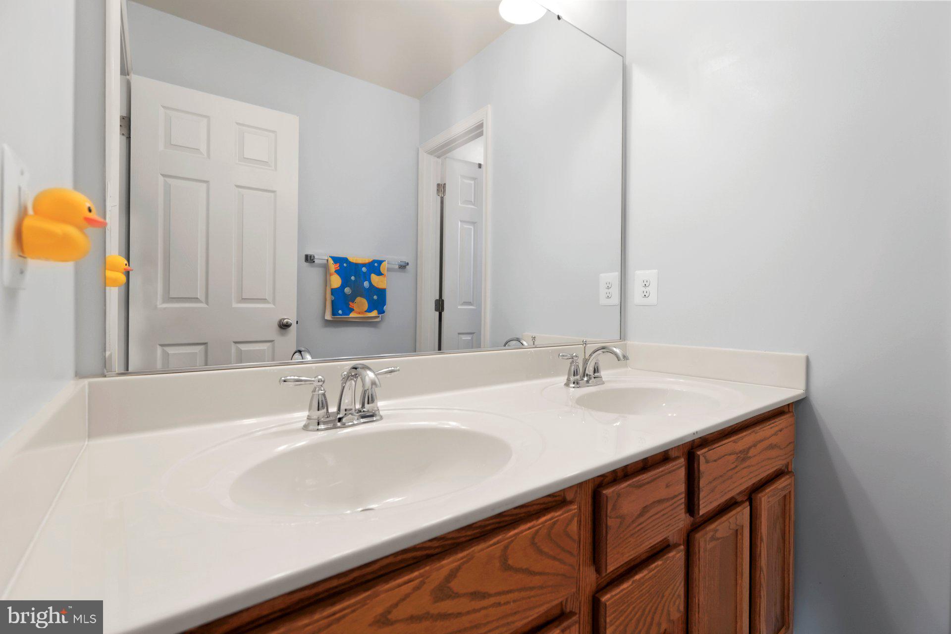 ELIZABETH HILLS PHASE 4 - Residential