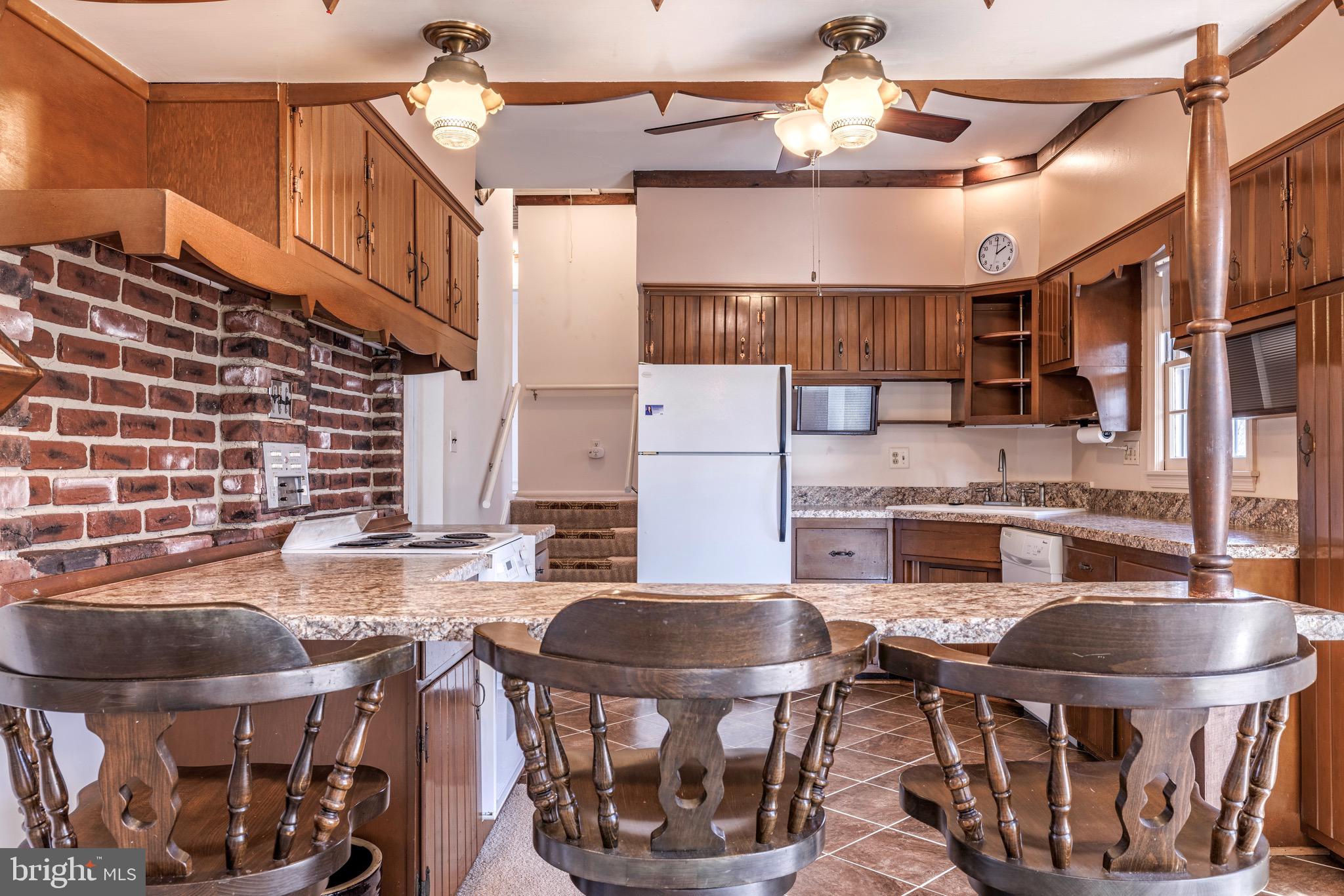 NEW CARROLLTON - Residential