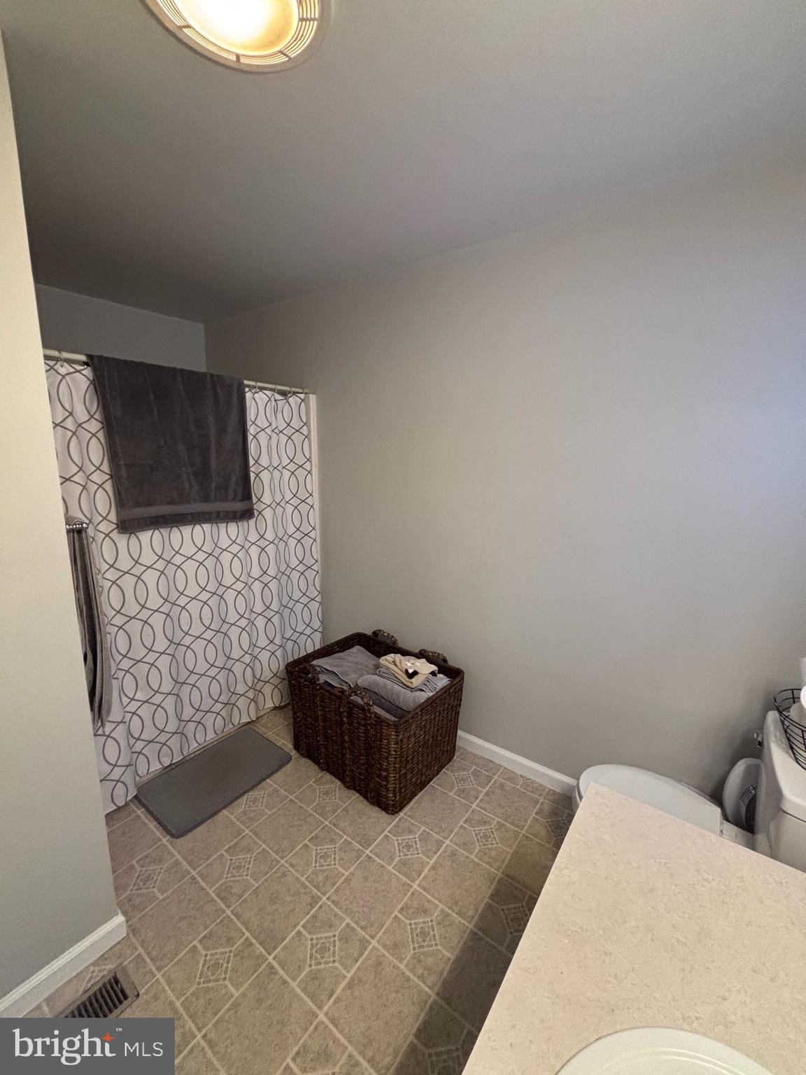 OVERBROOK SHORES - Residential