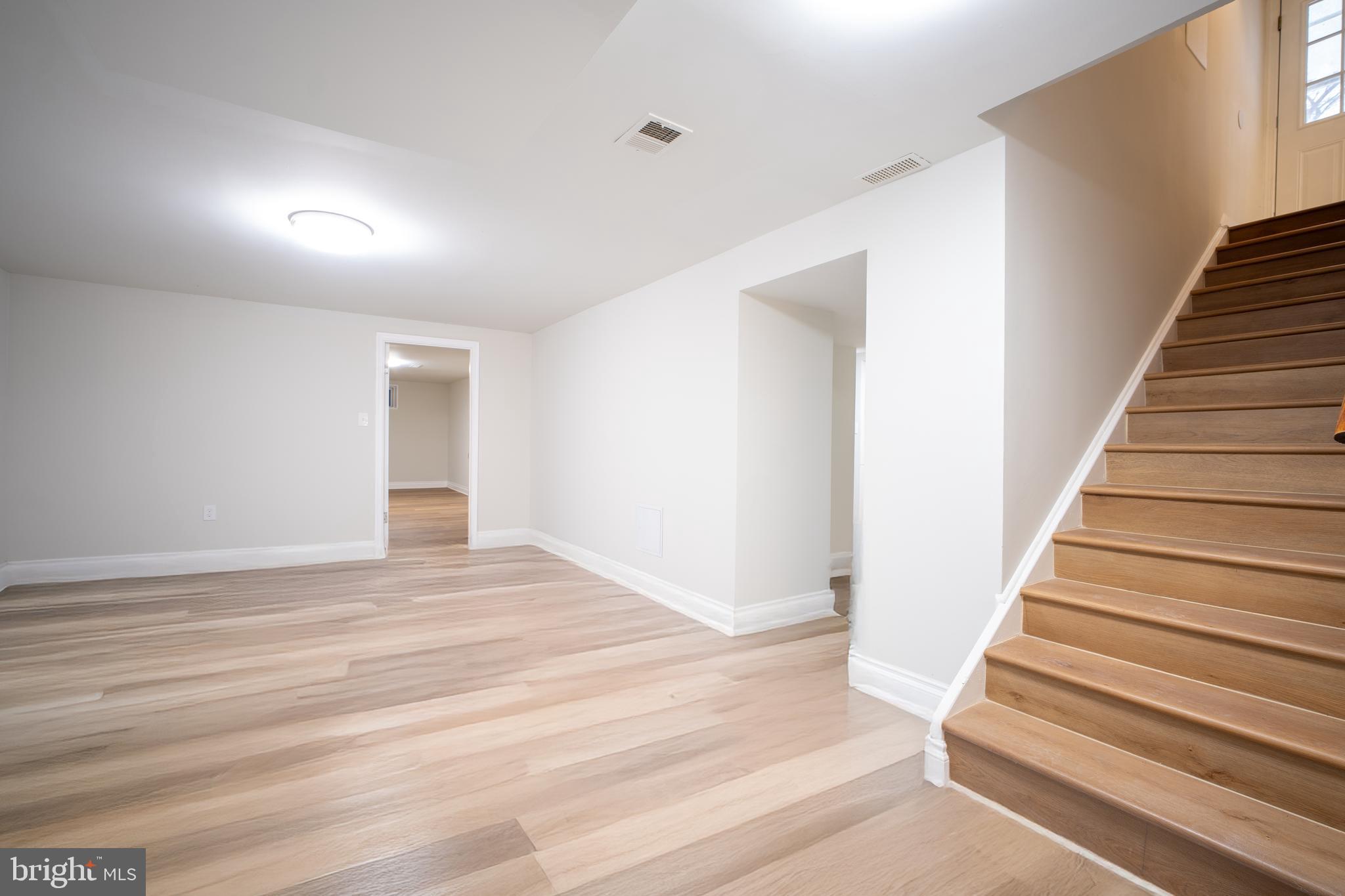 PT ROCKVILLE TWN RES 3 - Residential