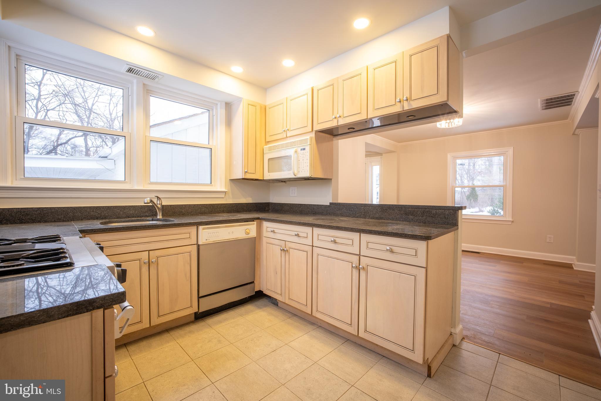 PT ROCKVILLE TWN RES 3 - Residential