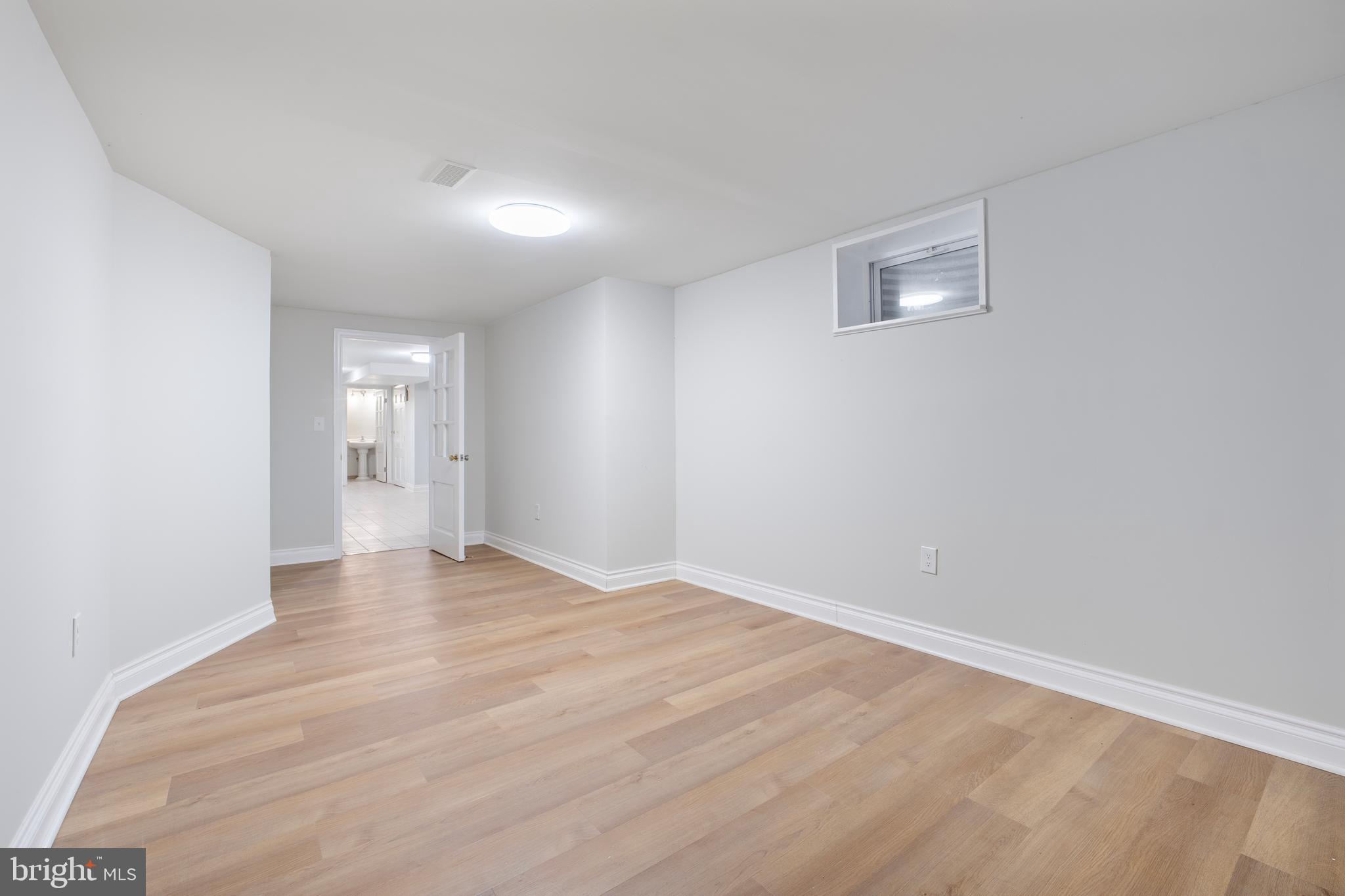 PT ROCKVILLE TWN RES 3 - Residential