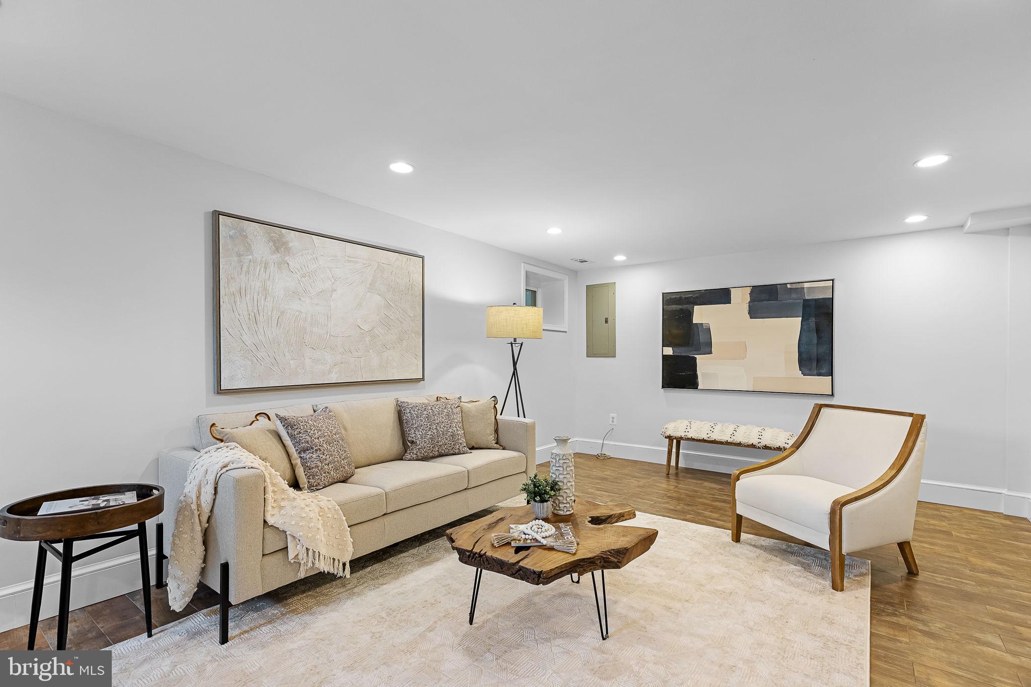 CLOVER - Residential