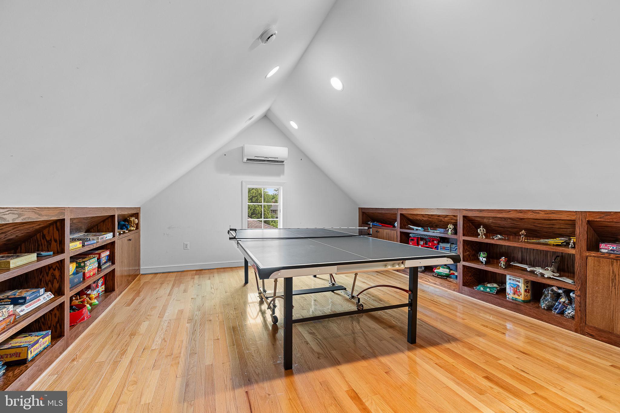 CLOVER - Residential