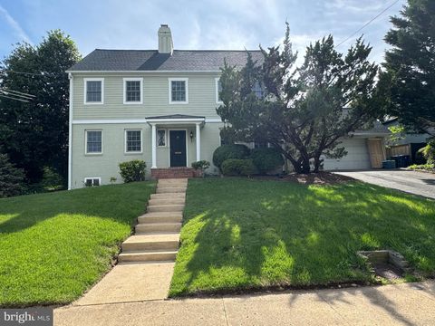 404 CROWN VIEW DRIVE ALEXANDRIA VA 22314