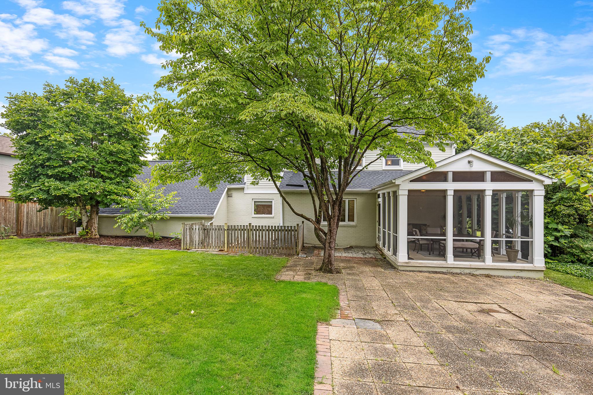 CLOVER - Residential