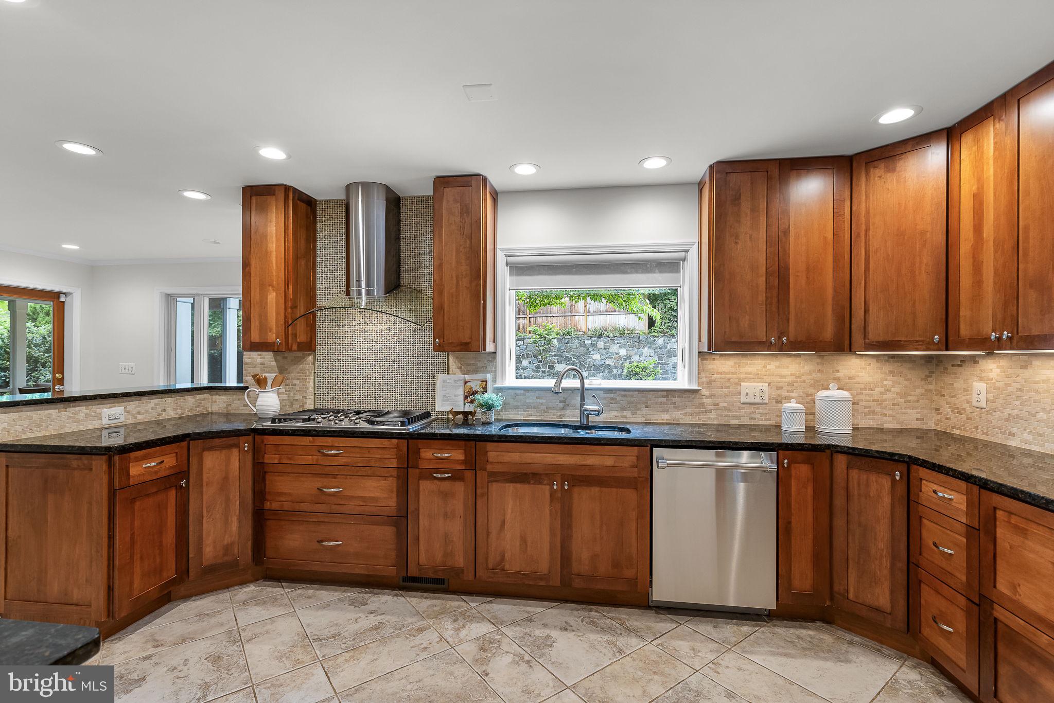 CLOVER - Residential