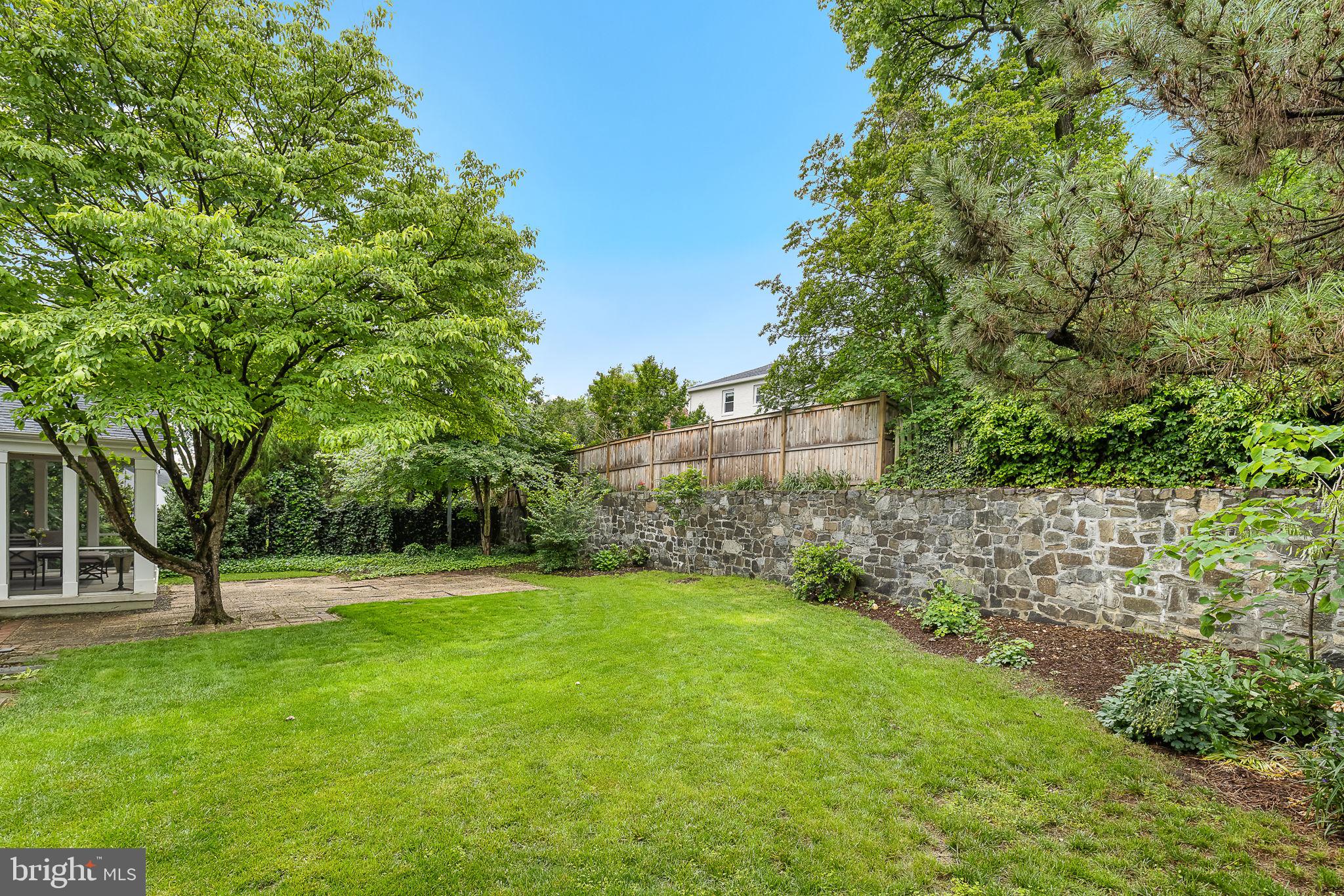 CLOVER - Residential