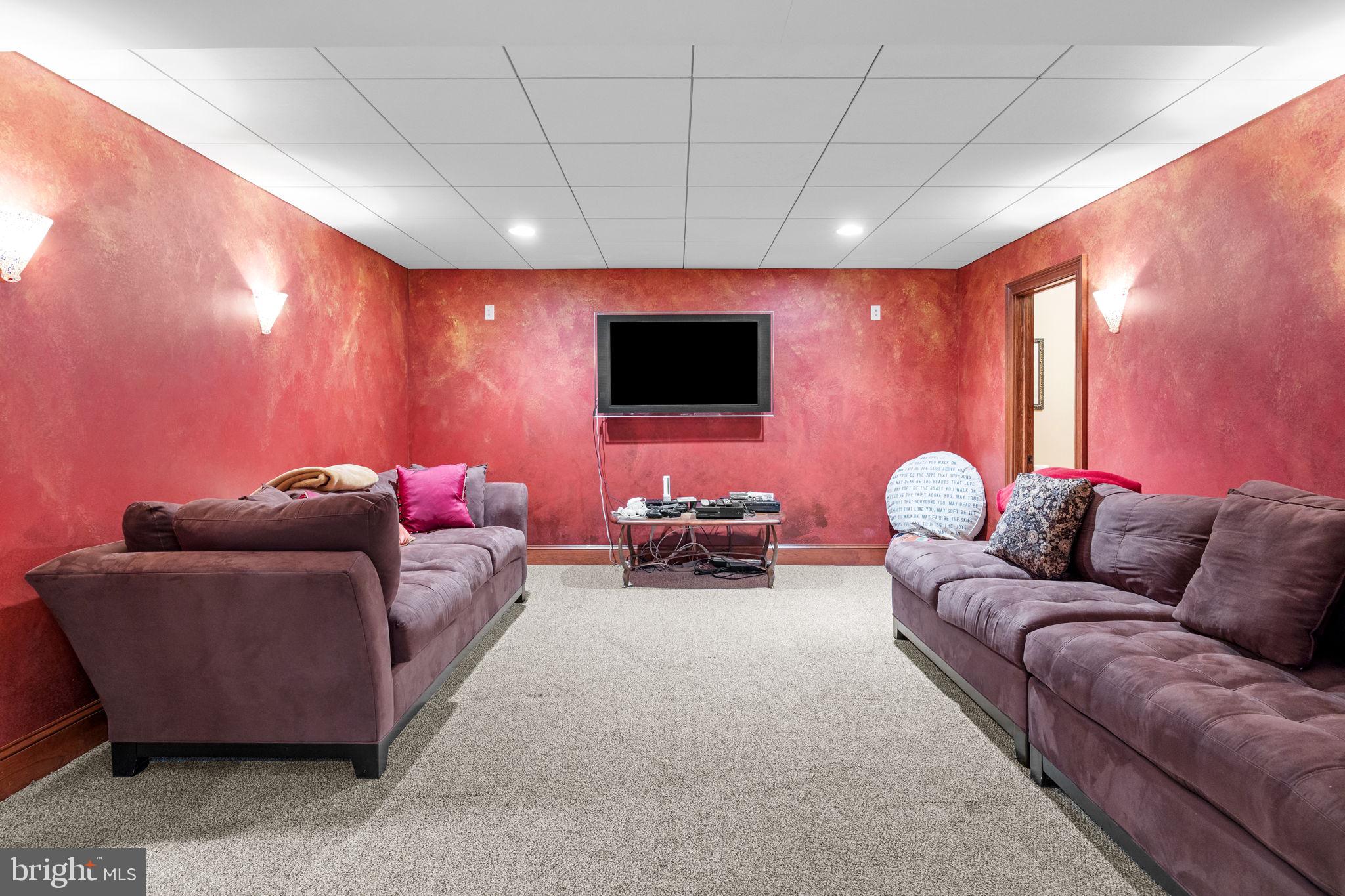 WOODS AT NORTHAMPTON - Residential