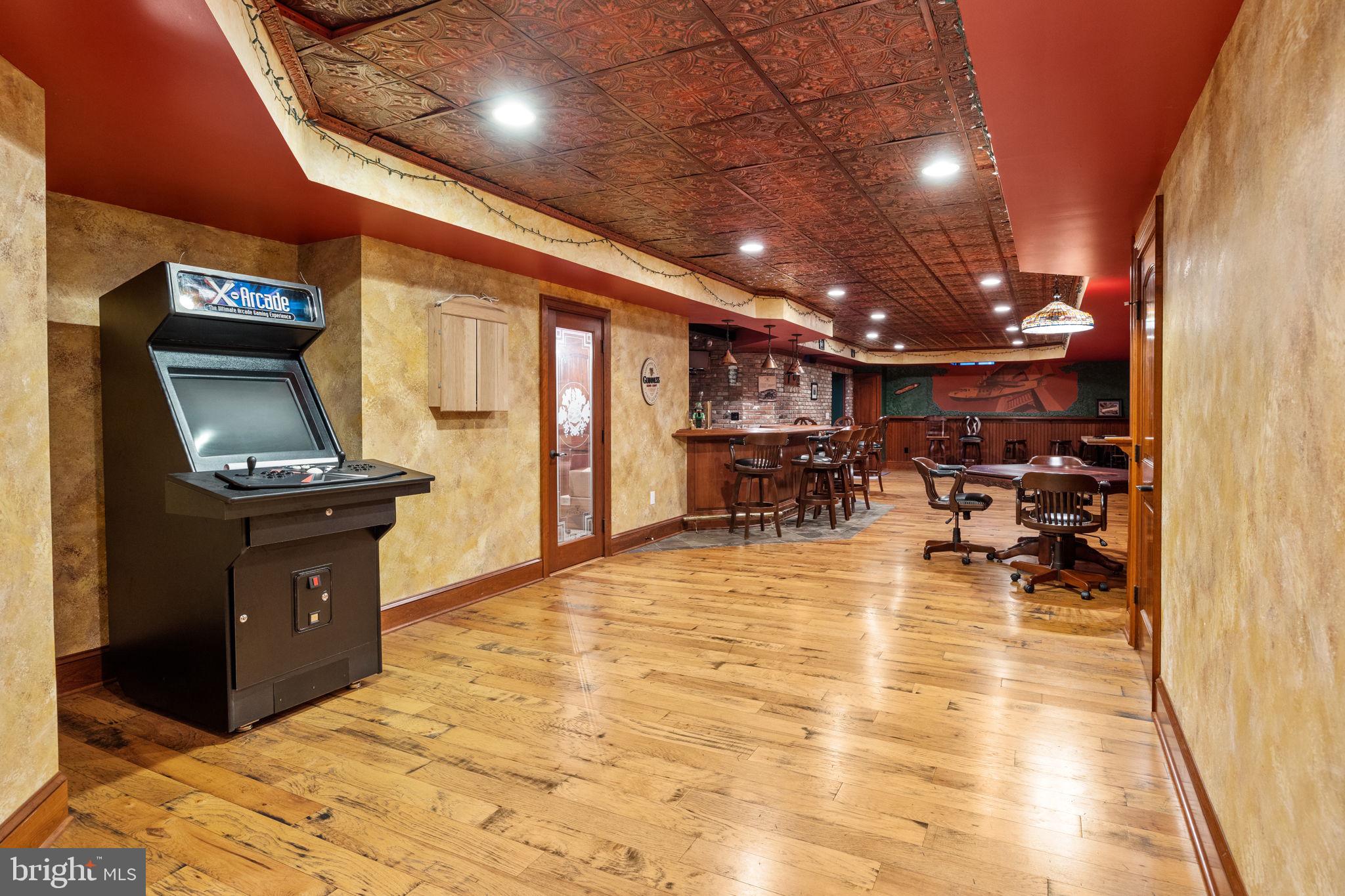 WOODS AT NORTHAMPTON - Residential