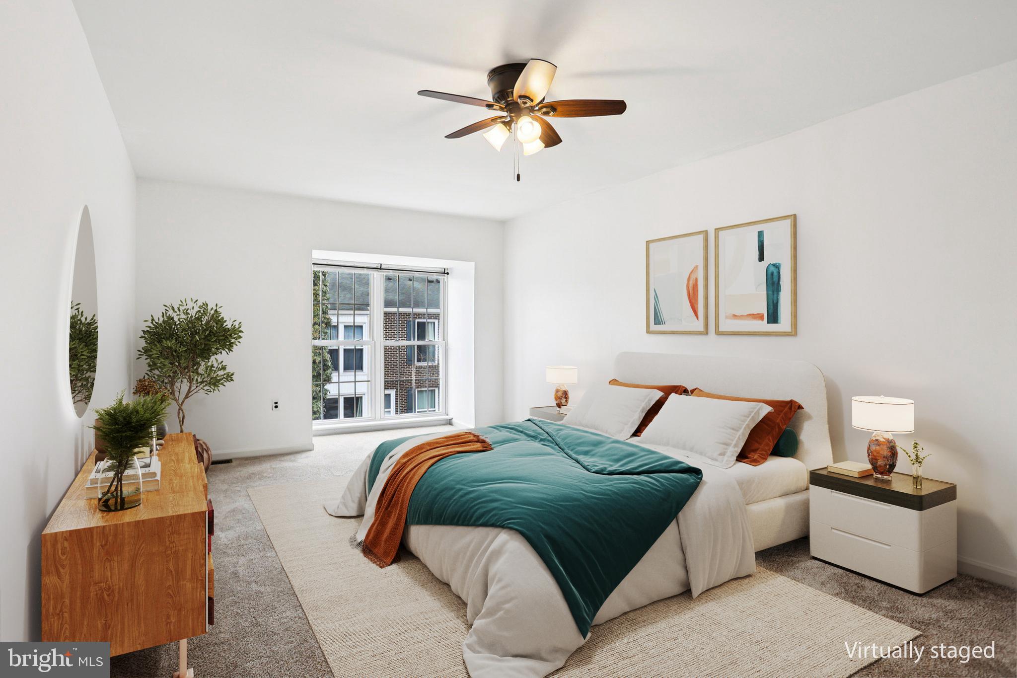 MIDDLETON PL - Residential