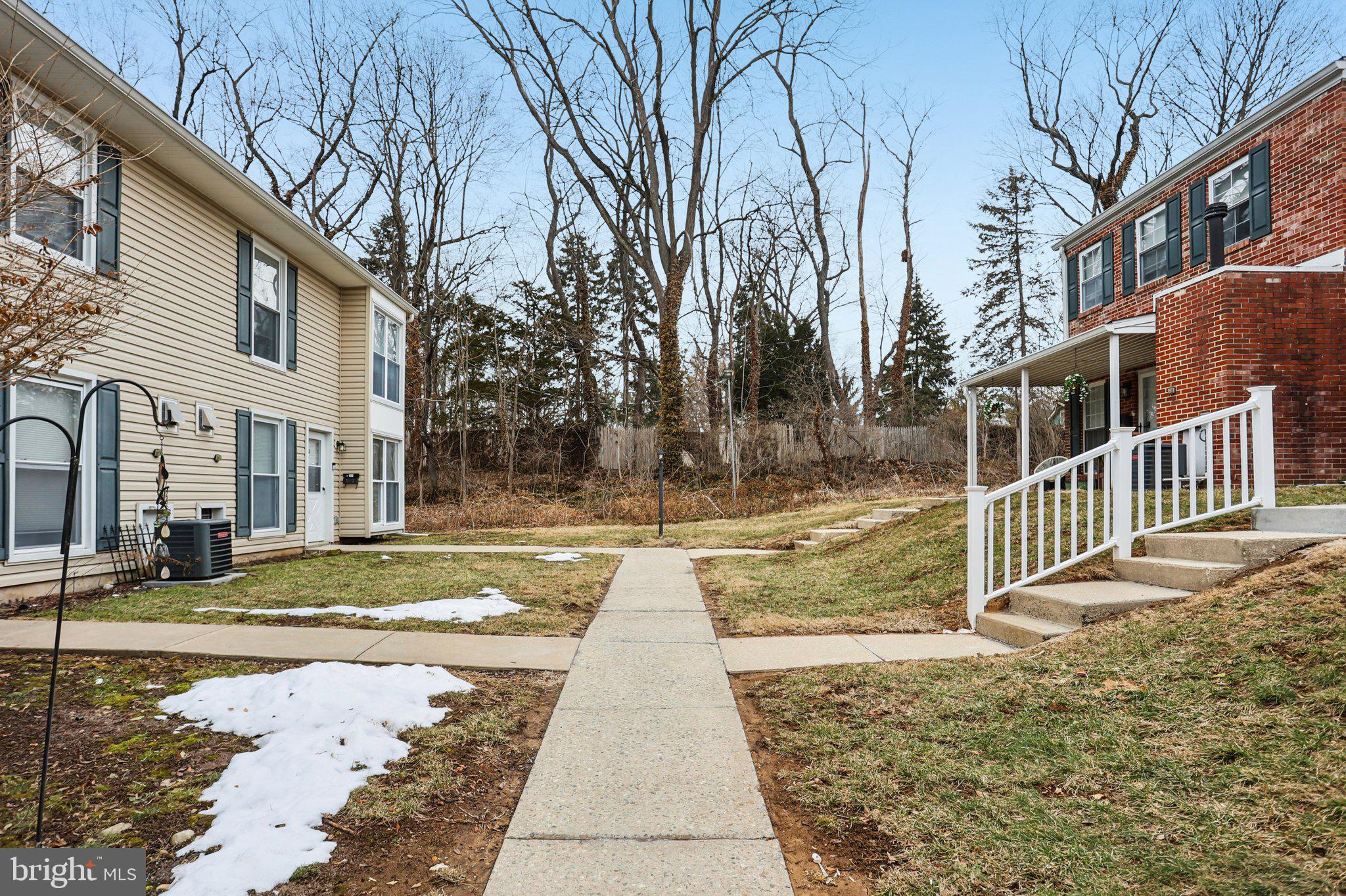 MIDDLETON PL - Residential