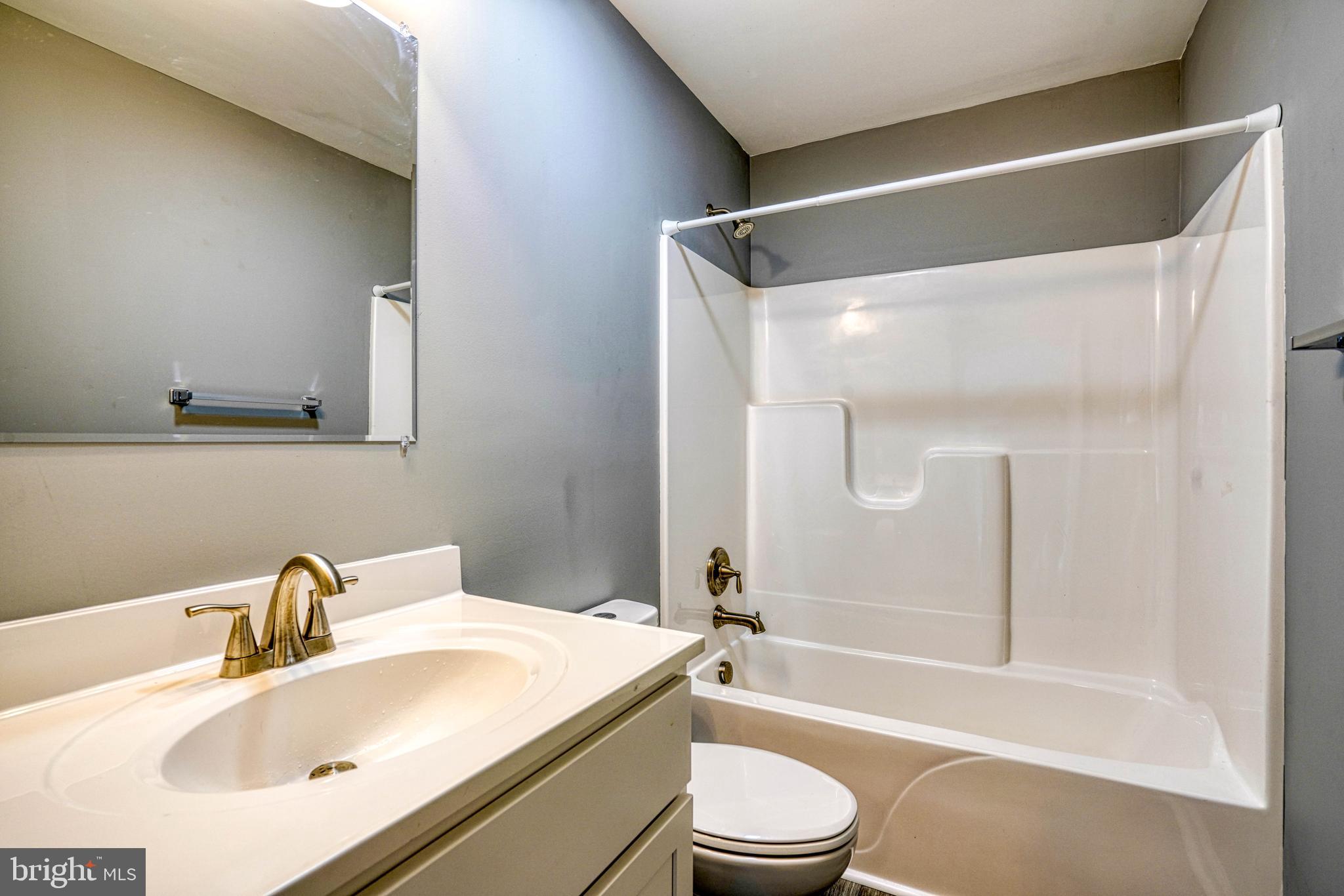 ROLLING ACRES - Residential