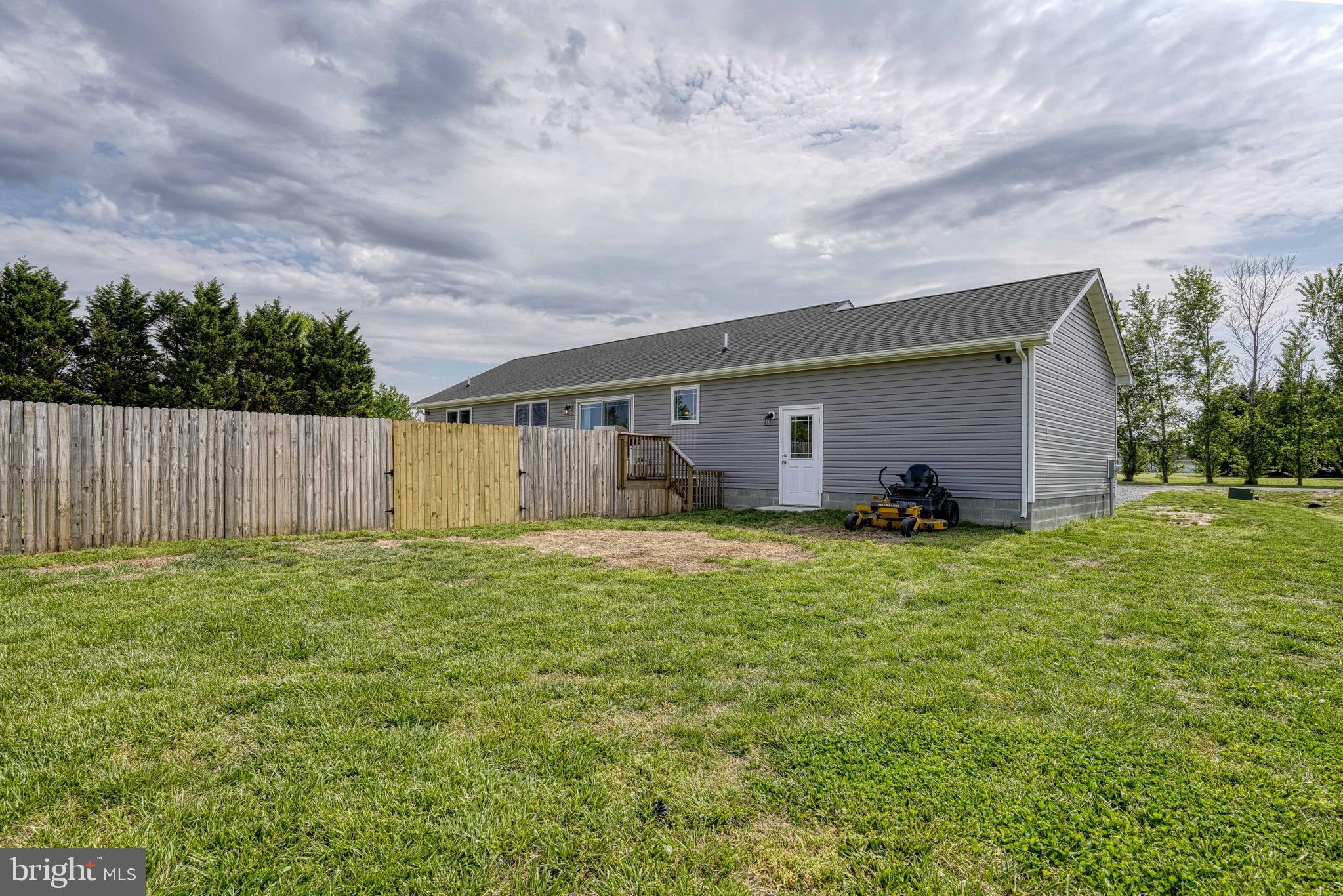 ROLLING ACRES - Residential