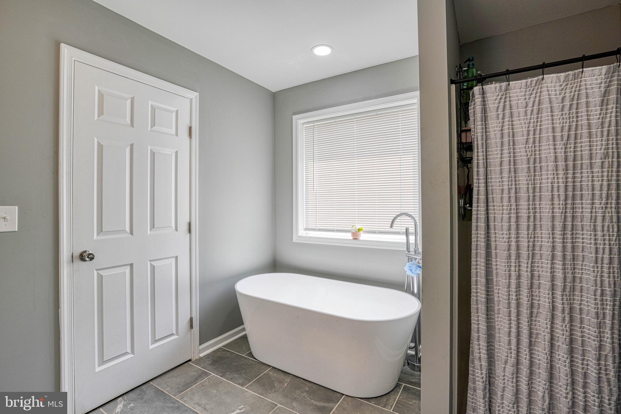 ROLLING ACRES - Residential