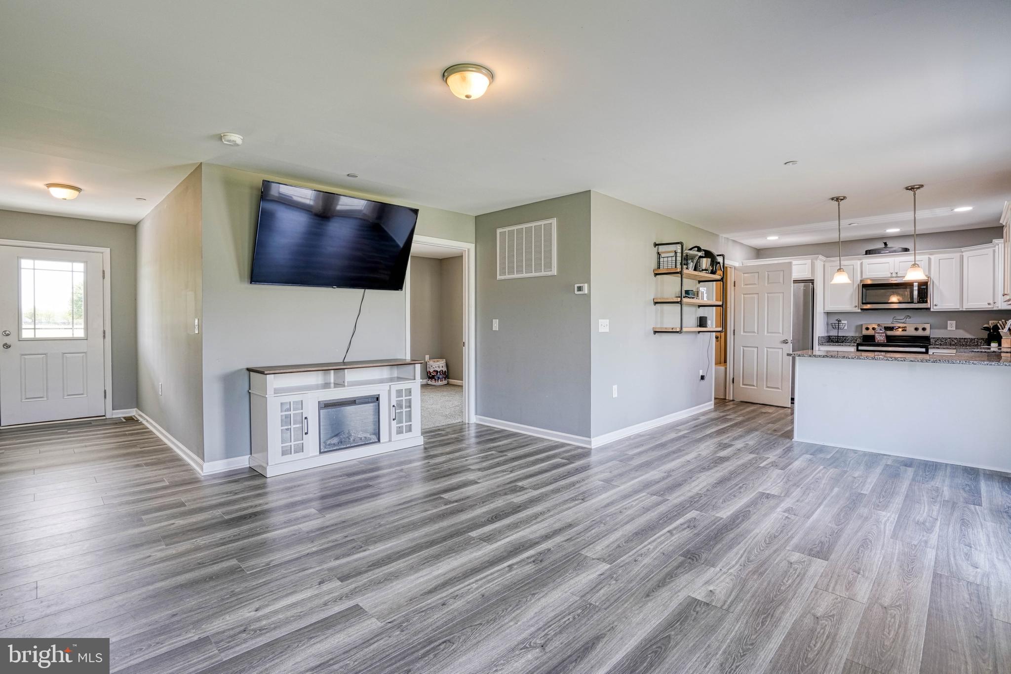 ROLLING ACRES - Residential