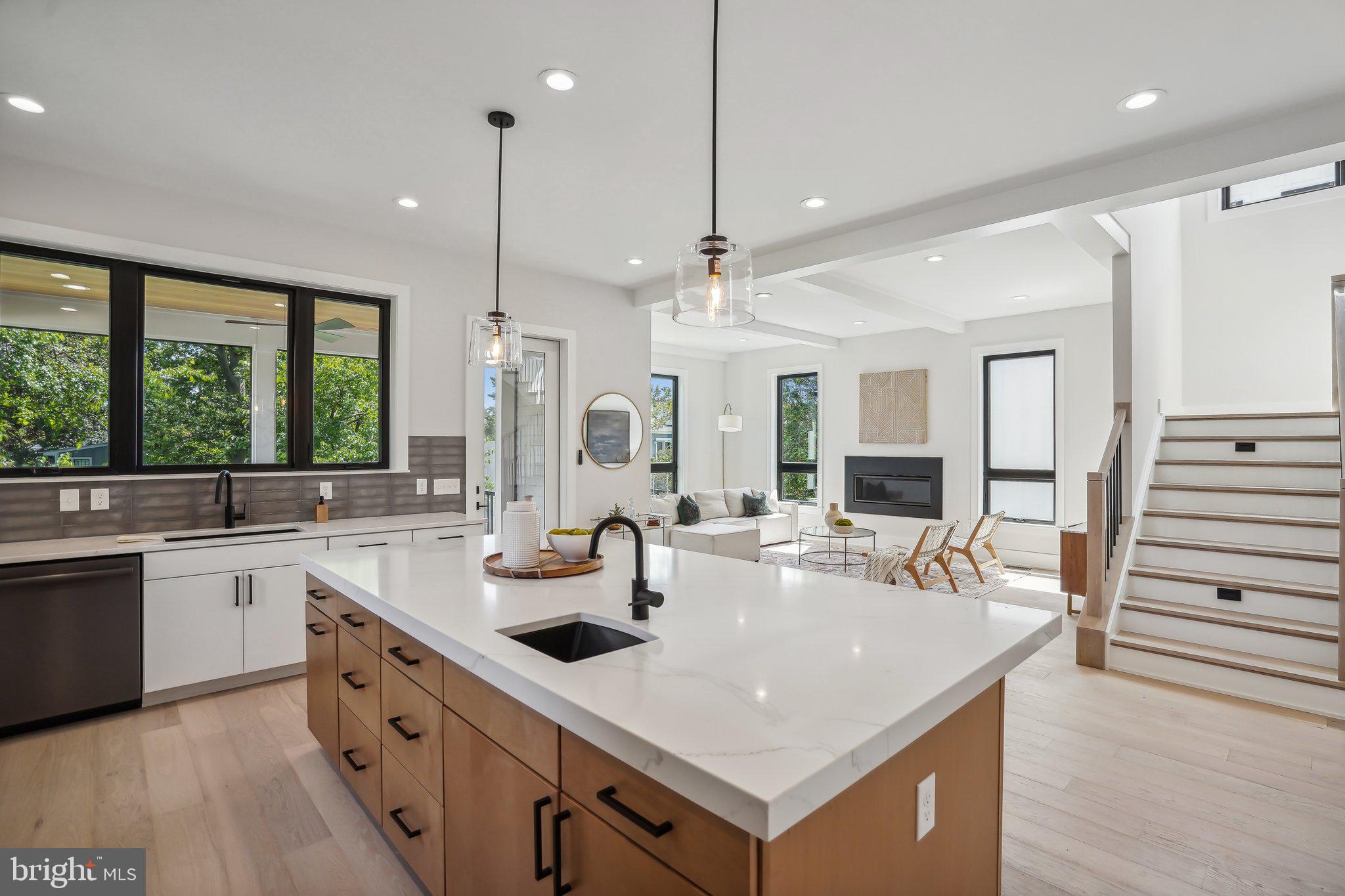 HOLMES - Residential