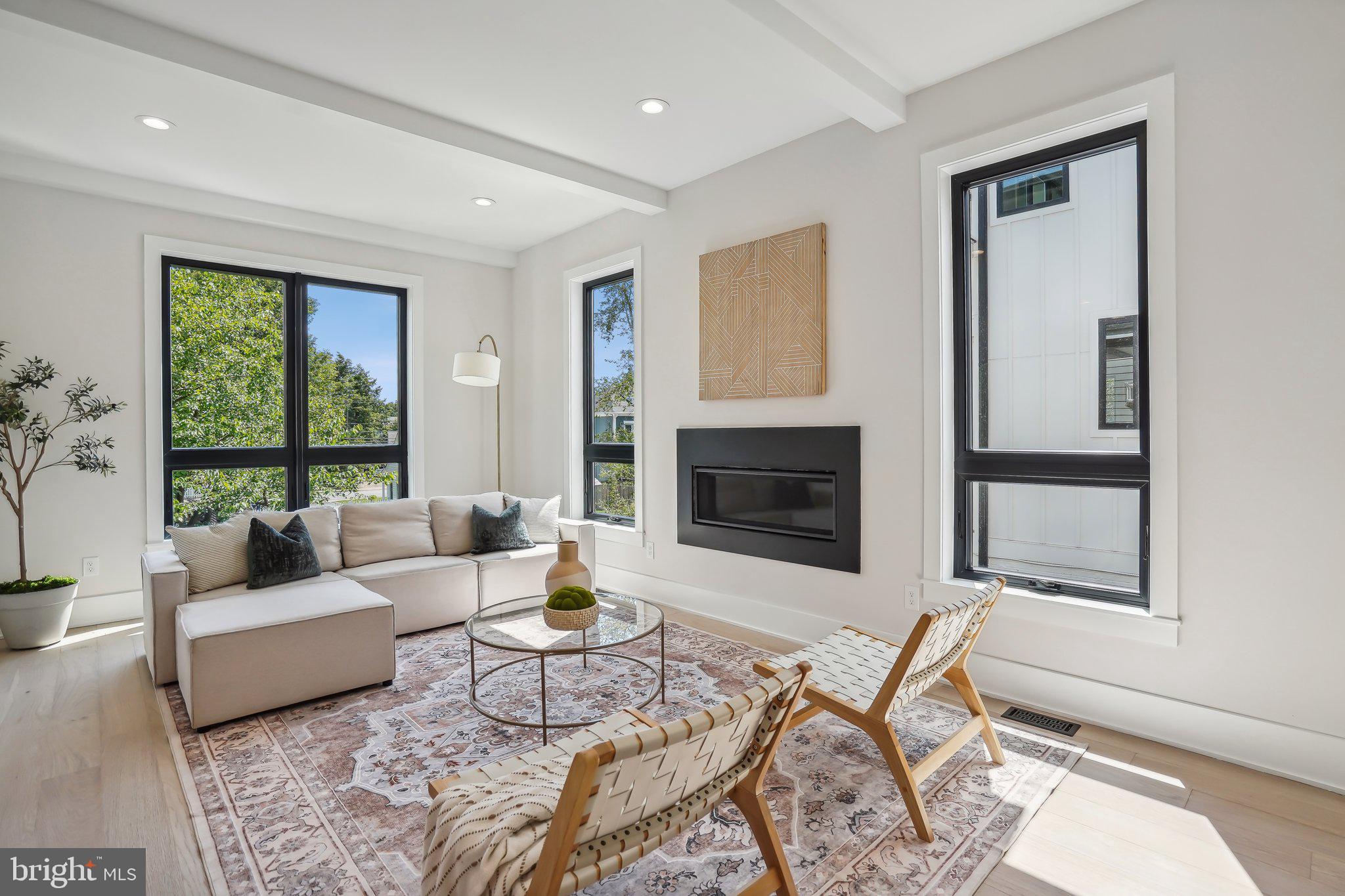 HOLMES - Residential