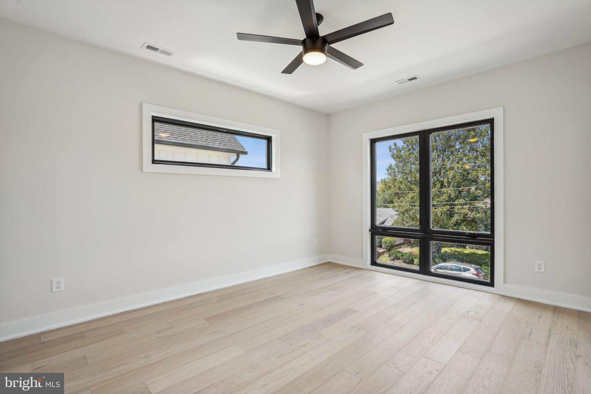 HOLMES - Residential