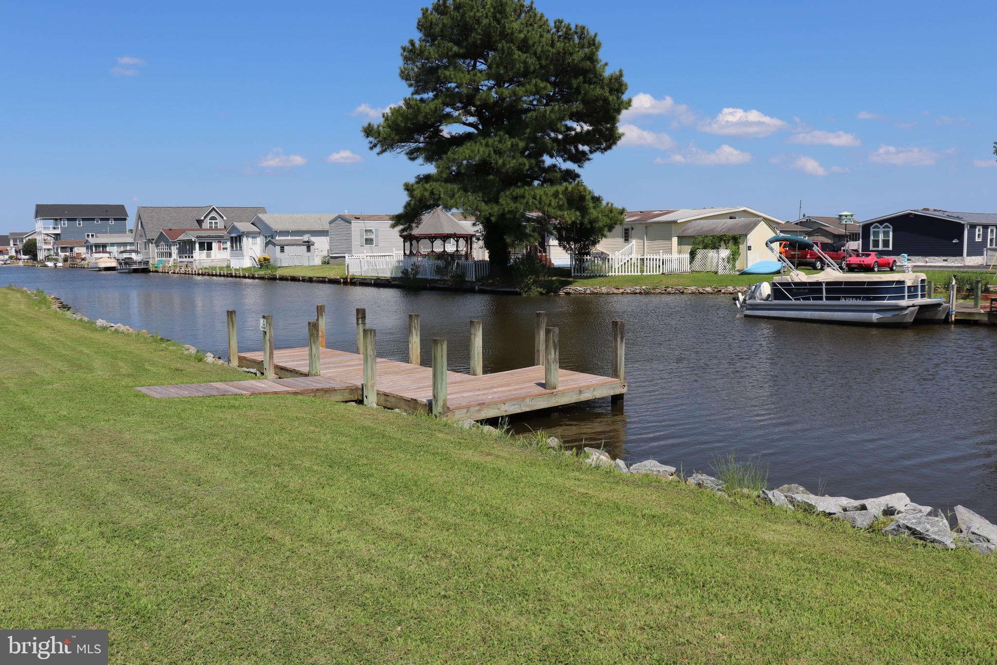 SHADY PARK - Residential