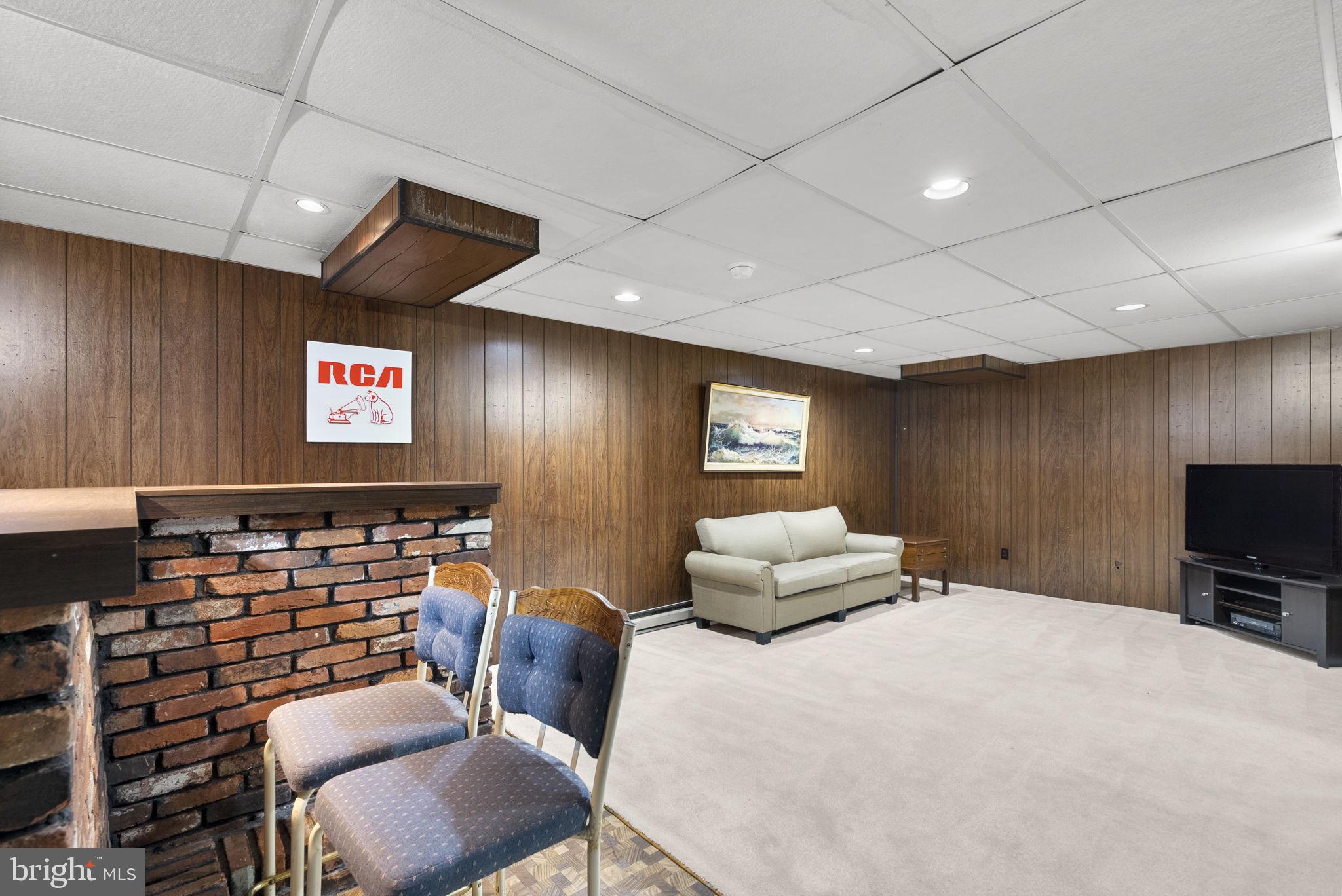 GUM SPRINGS FARM - Residential