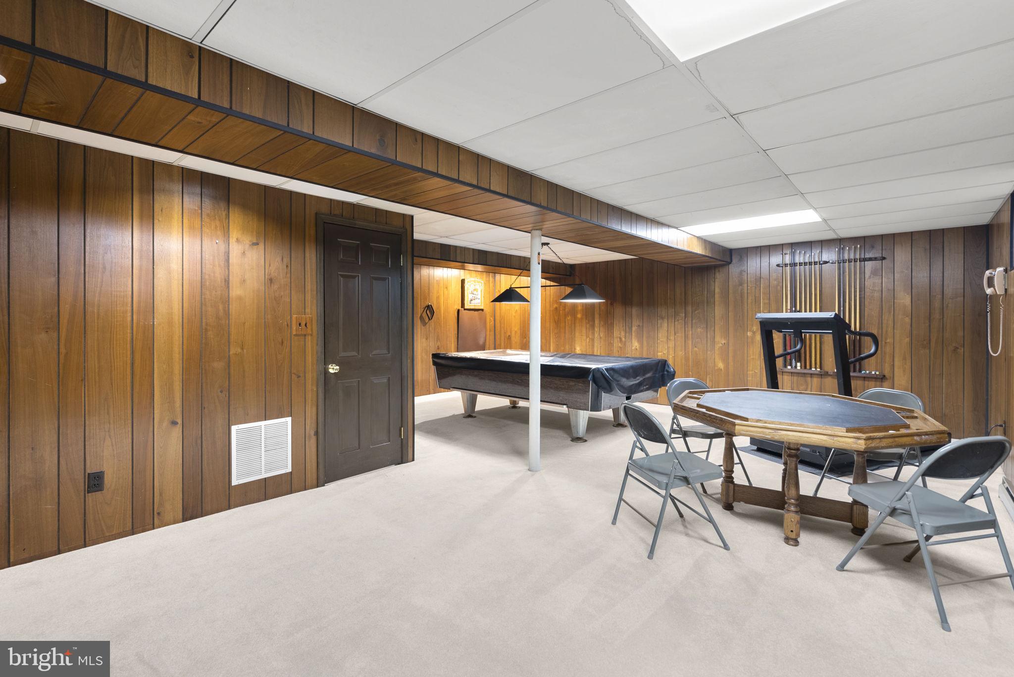 GUM SPRINGS FARM - Residential