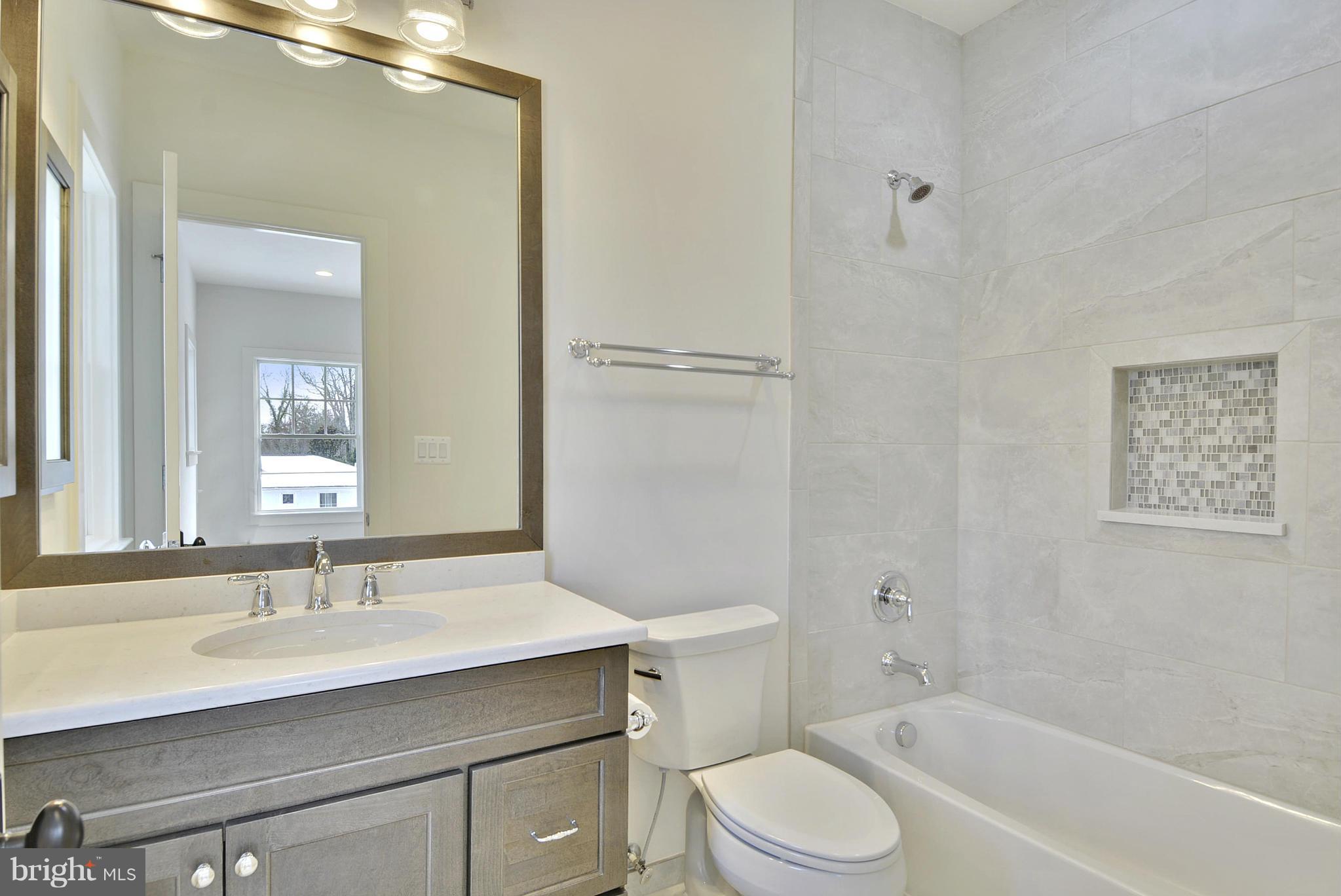 GLEN ECHO HEIGHTS - Residential