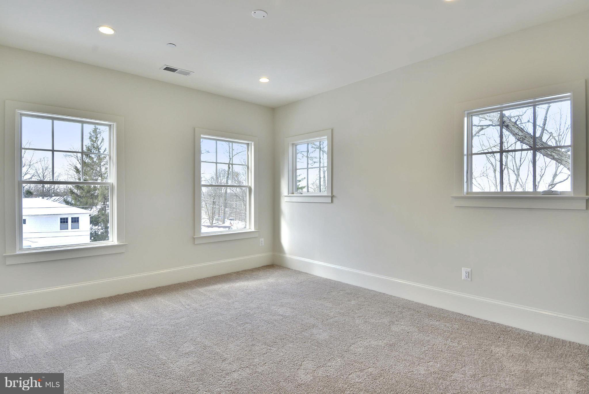 GLEN ECHO HEIGHTS - Residential