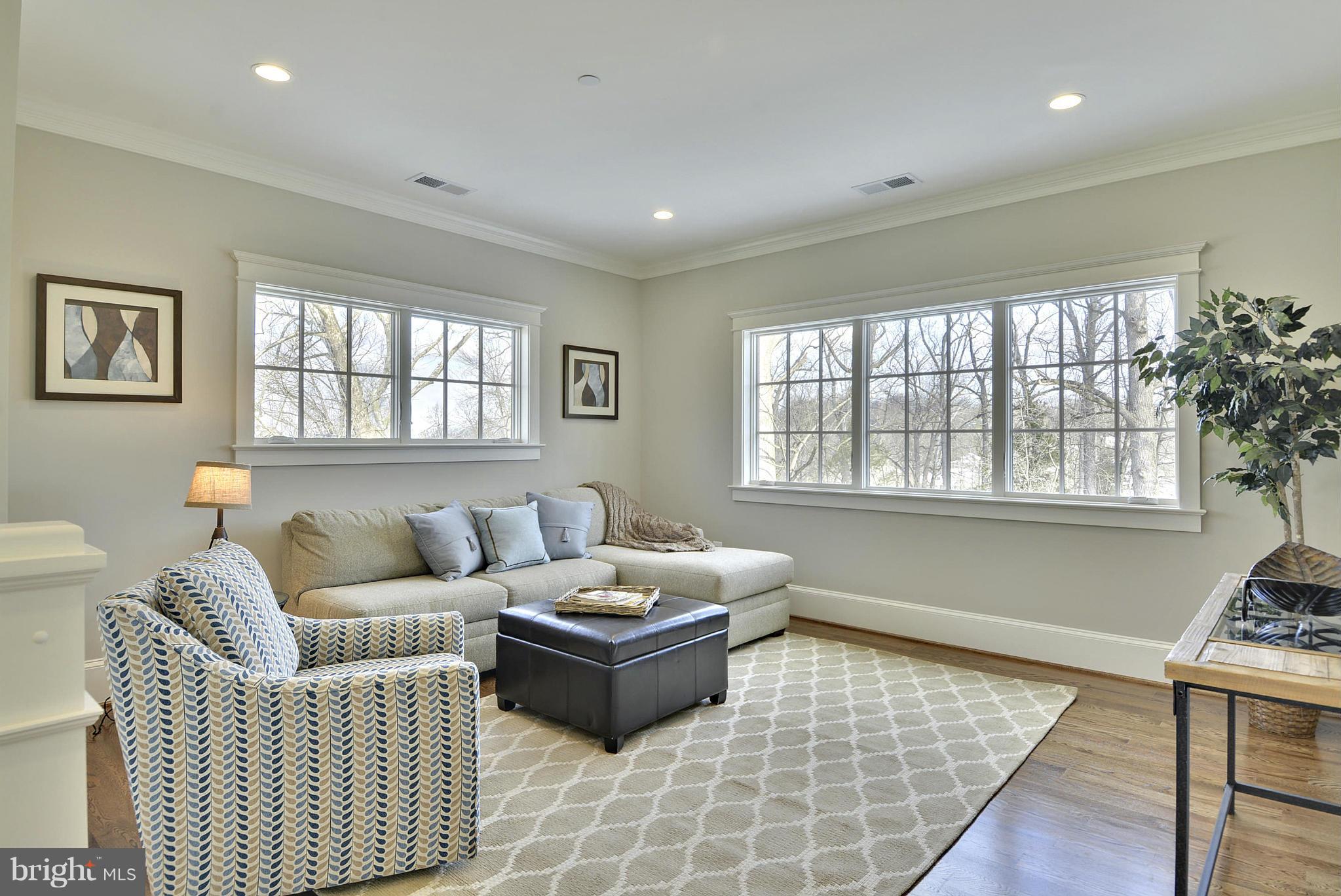 GLEN ECHO HEIGHTS - Residential