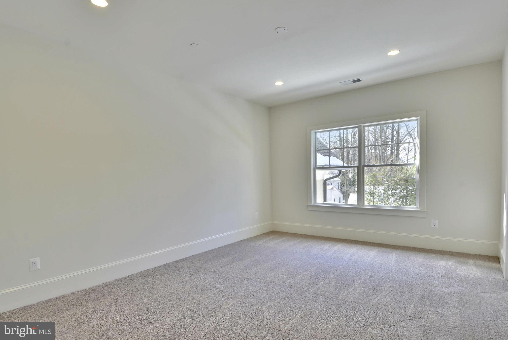 GLEN ECHO HEIGHTS - Residential