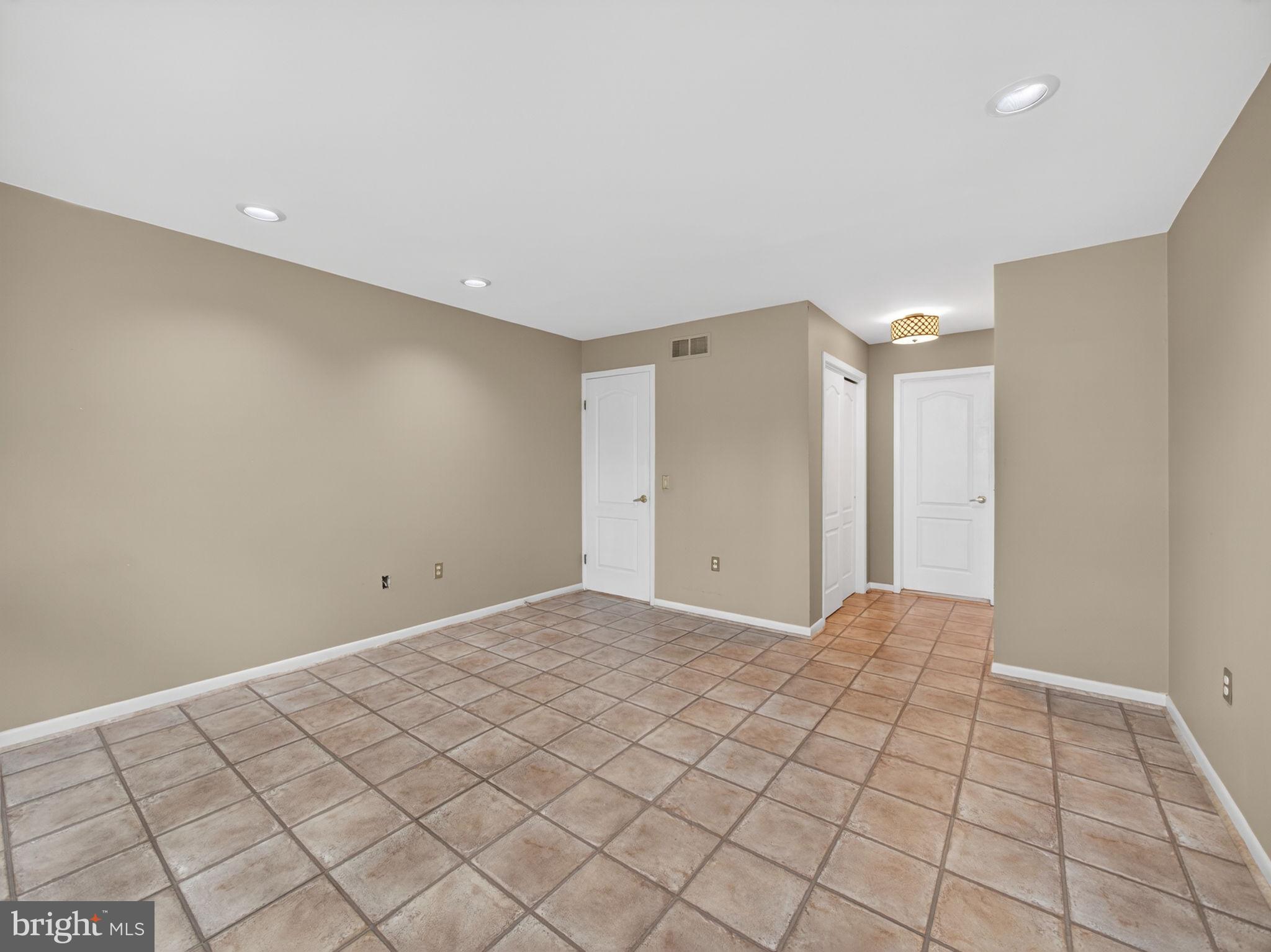 RIDINGS OF NORTHAM - Residential