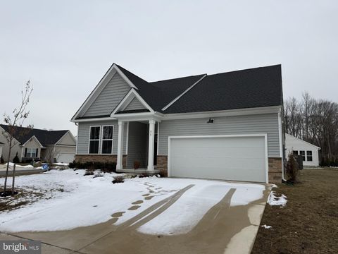 679 MAYFIELD FALLS DRIVE NEWARK DE 19702