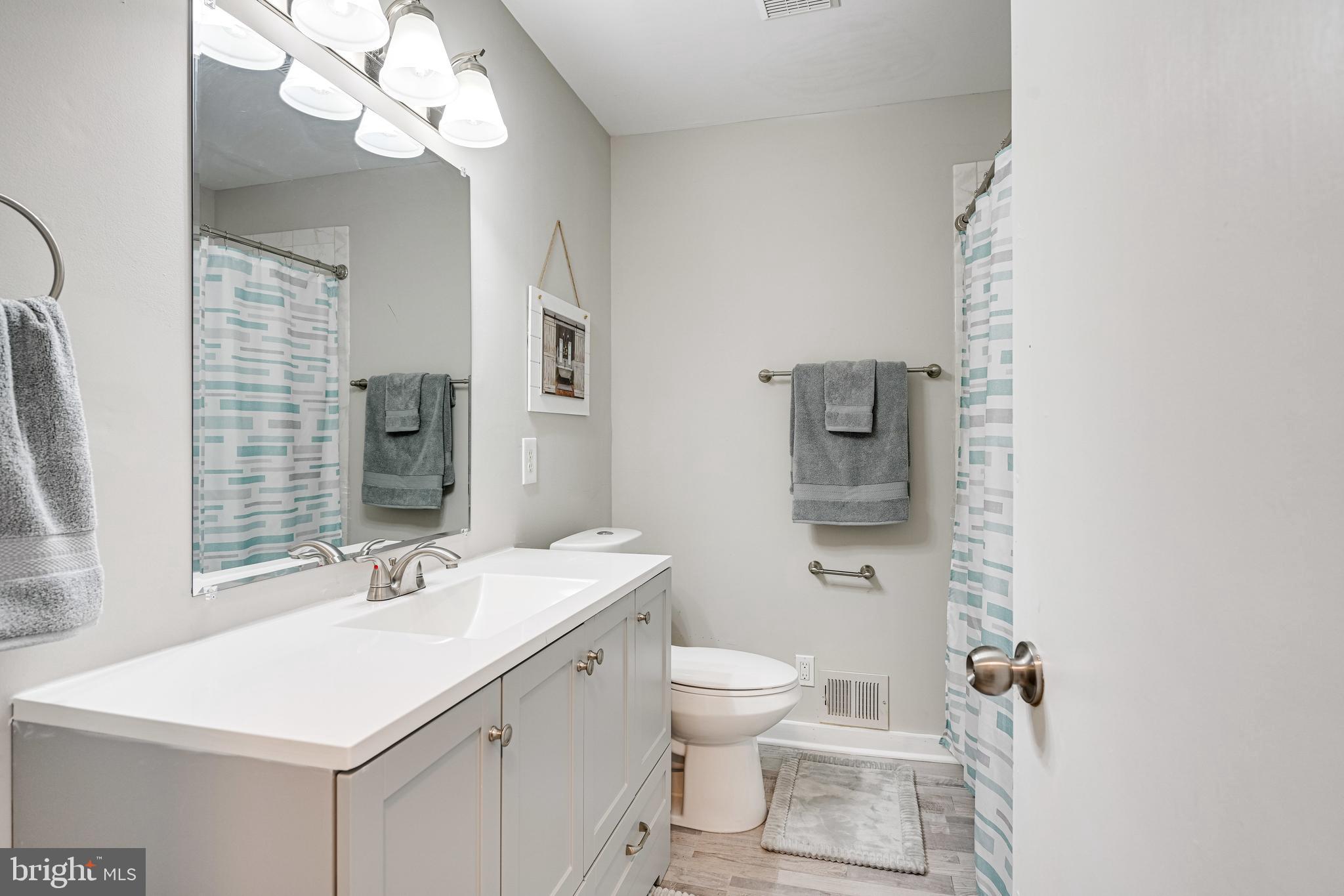 MOOREFIELD - Residential