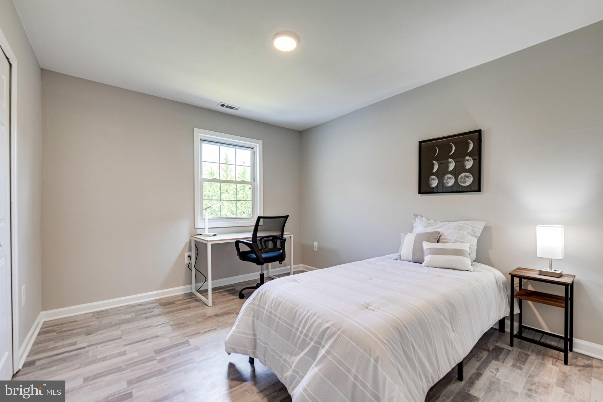 MOOREFIELD - Residential