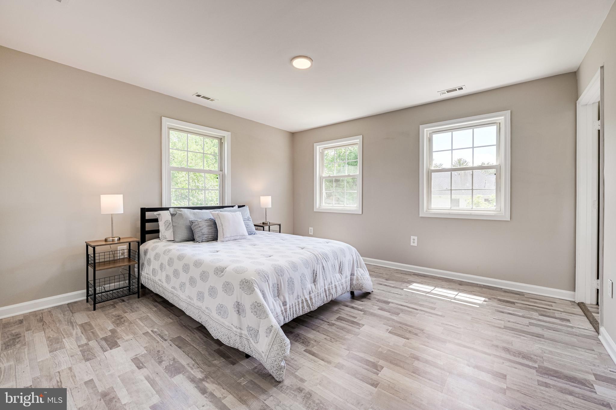 MOOREFIELD - Residential