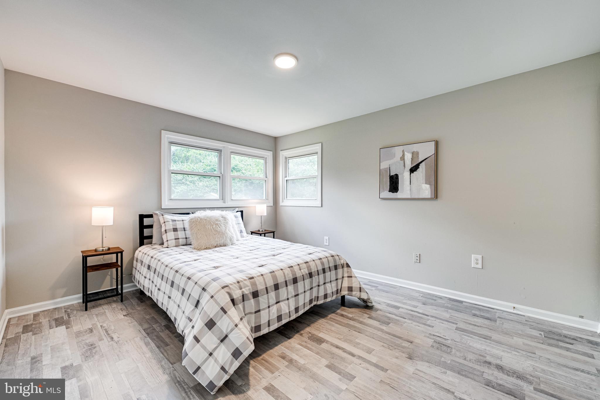 MOOREFIELD - Residential