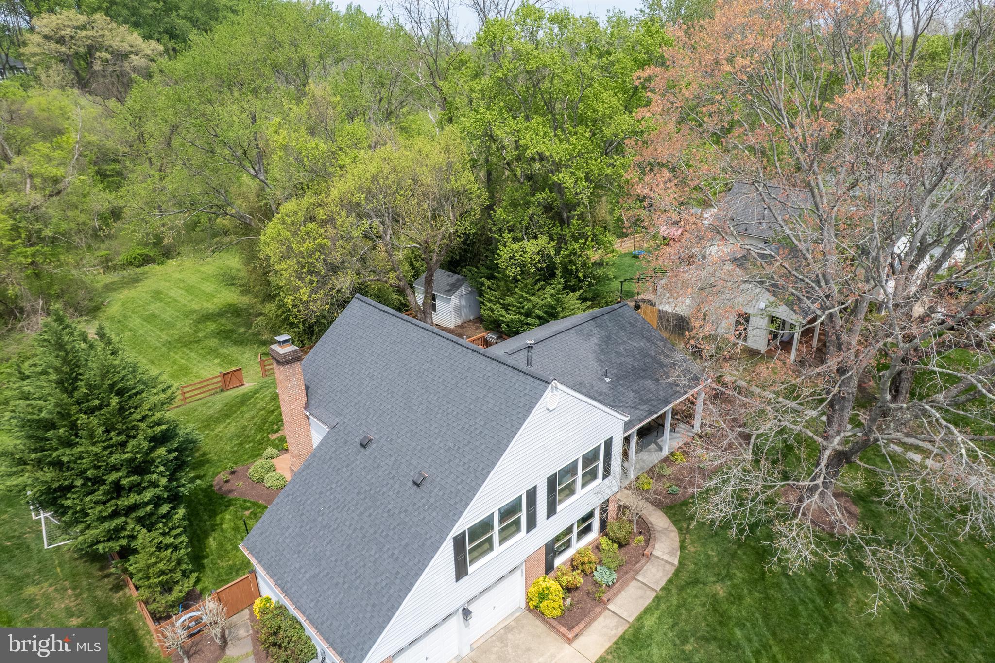 POTOMAC COMMONS - Residential