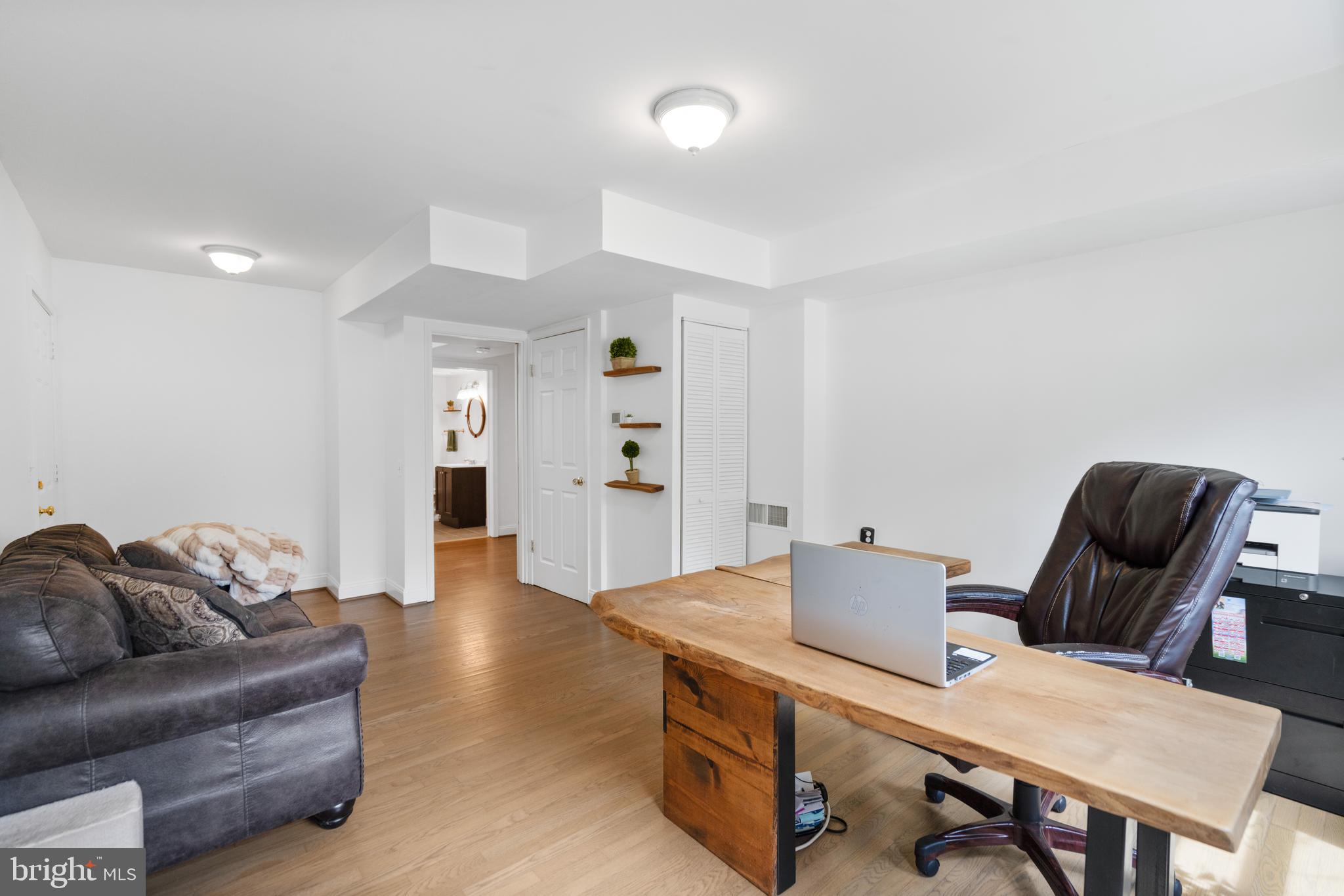 POTOMAC COMMONS - Residential