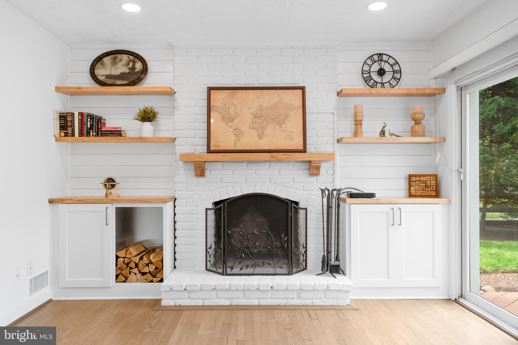 POTOMAC COMMONS - Residential