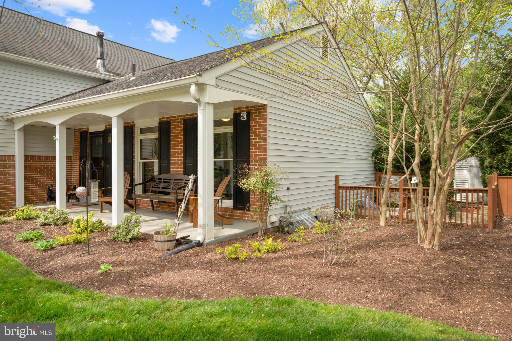 POTOMAC COMMONS - Residential