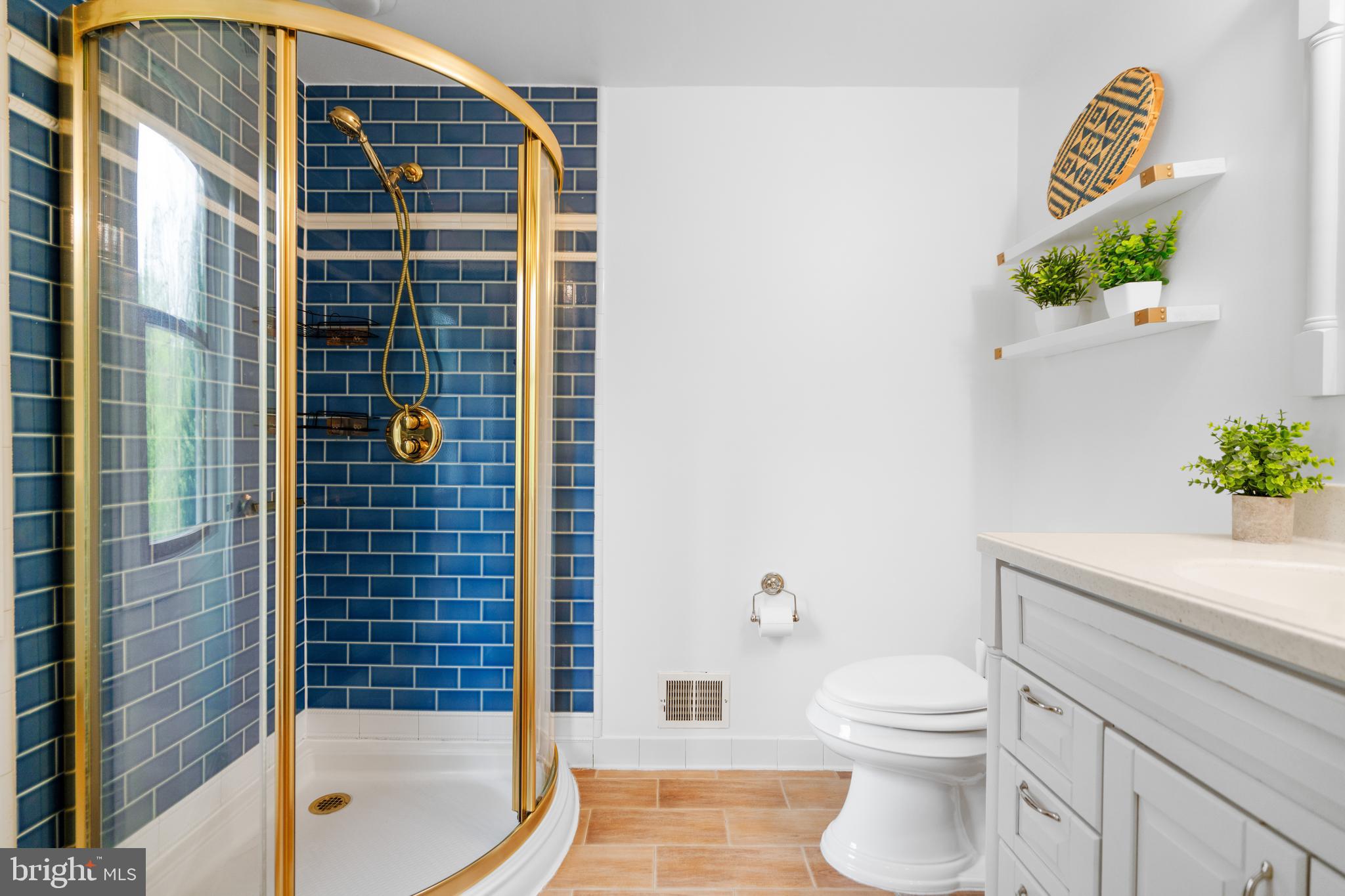 POTOMAC COMMONS - Residential