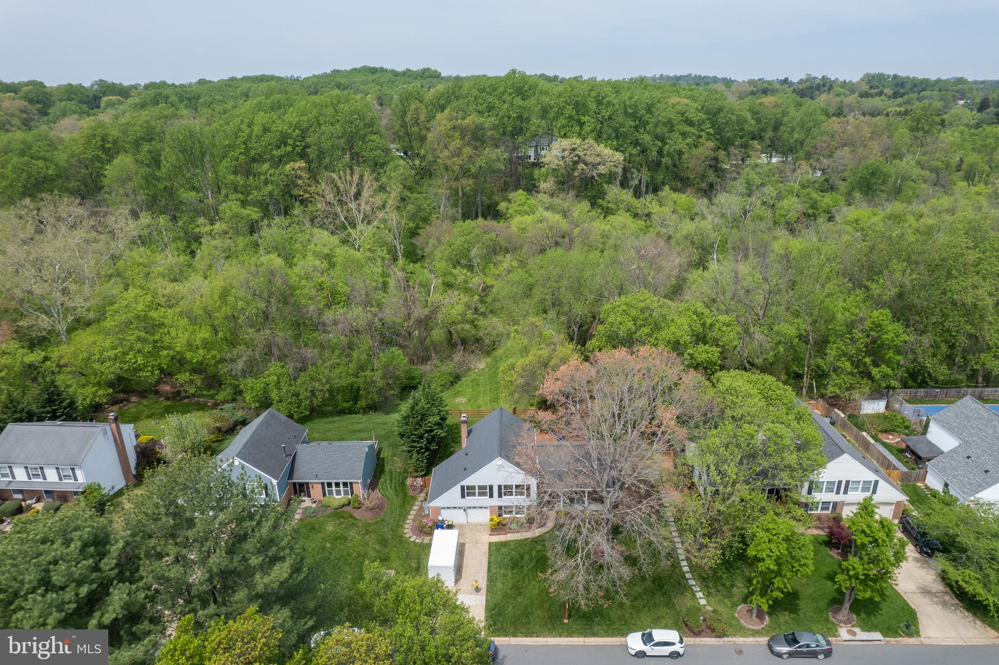 POTOMAC COMMONS - Residential