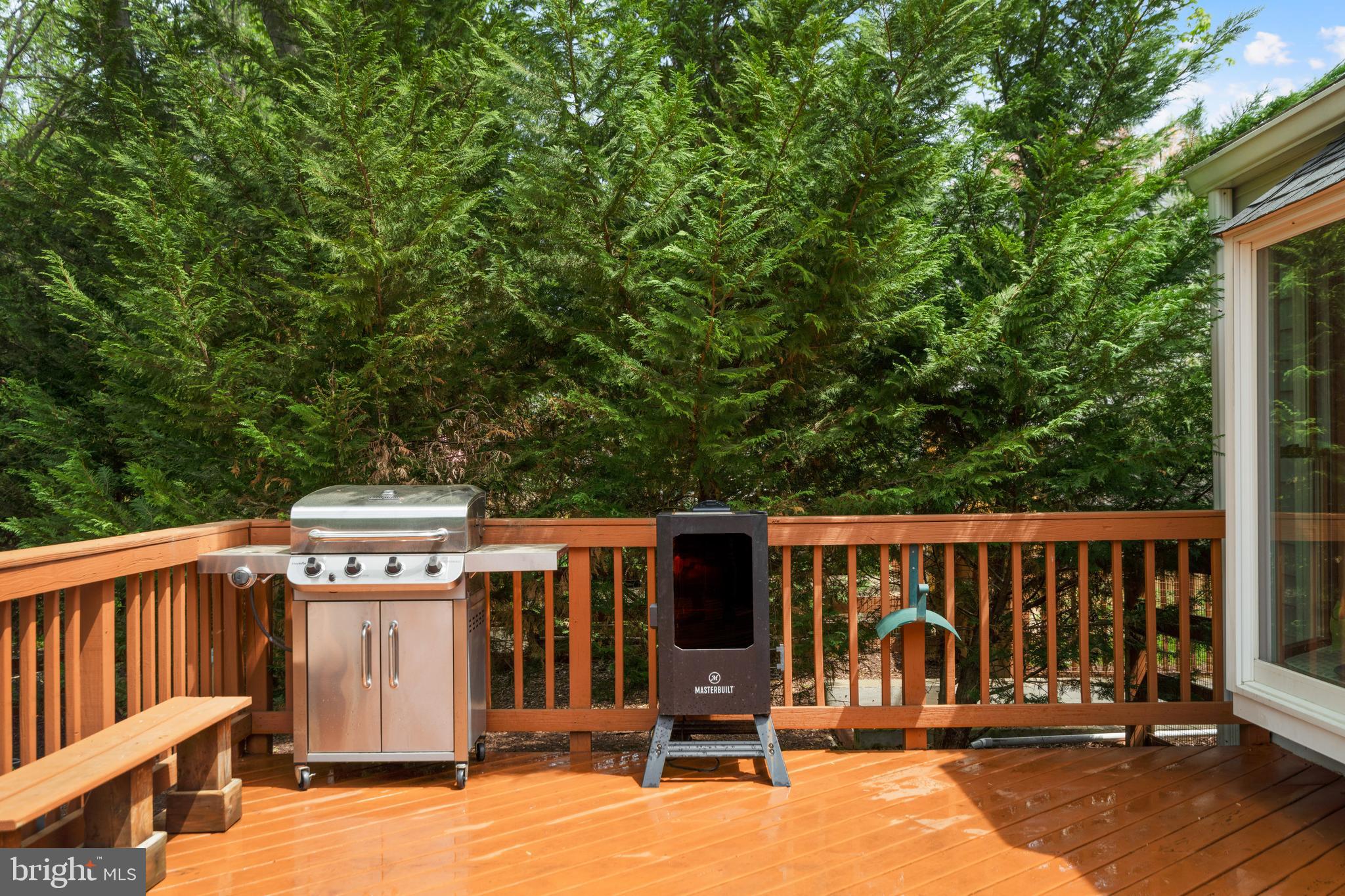 POTOMAC COMMONS - Residential