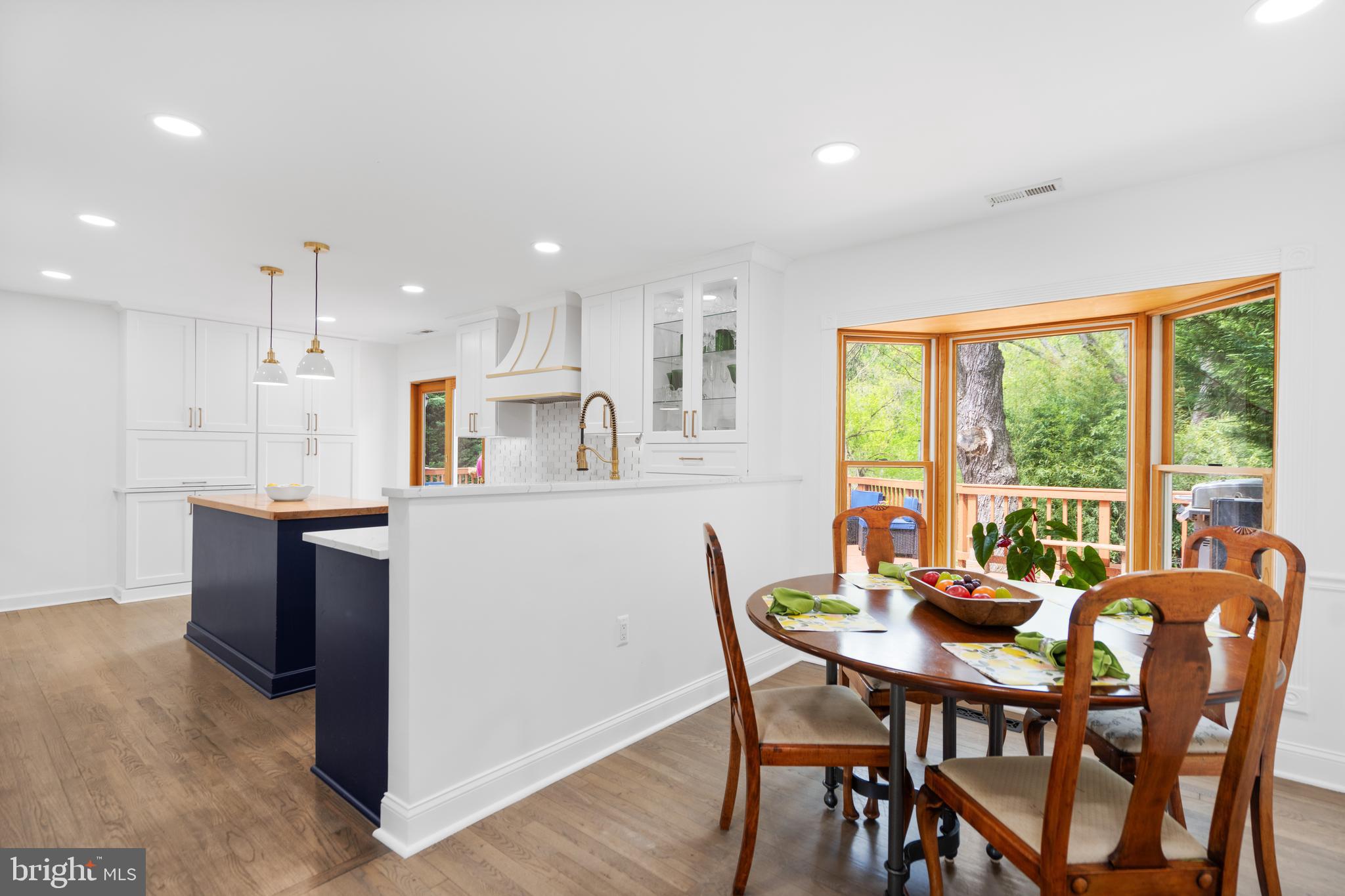 POTOMAC COMMONS - Residential