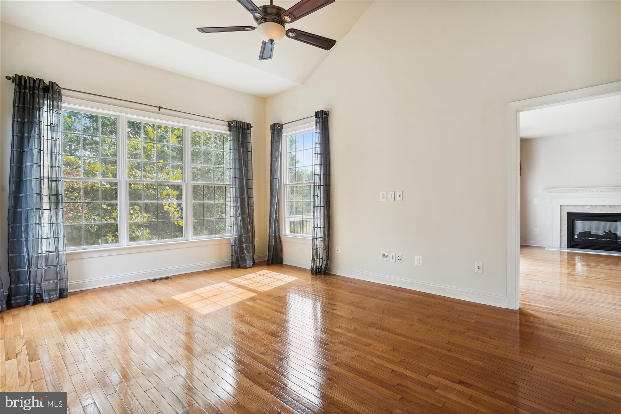 DOMINION VALLEY COUNTRY CLUB - Residential