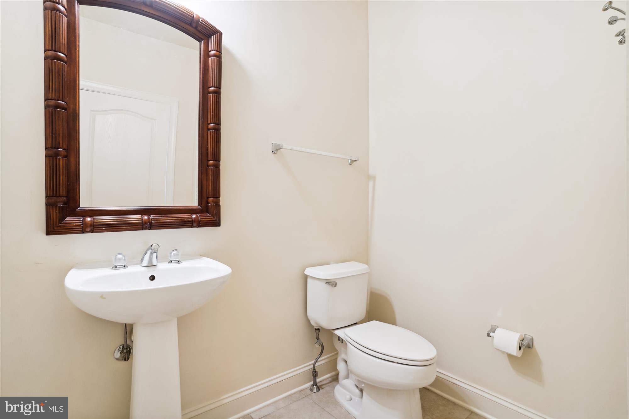 DOMINION VALLEY COUNTRY CLUB - Residential